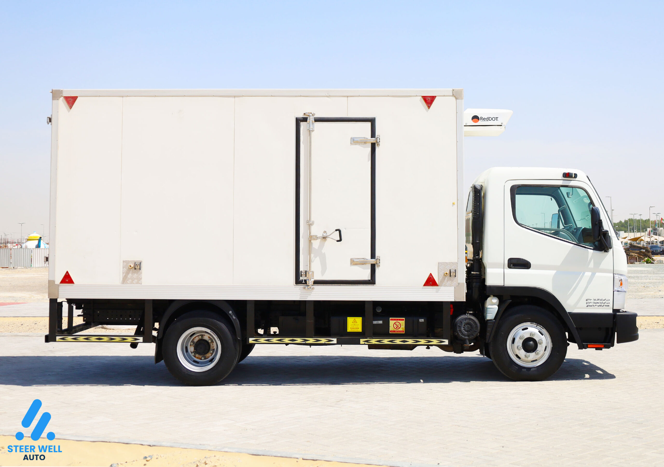 Chiller Dry Box truck For Sale In UAE
