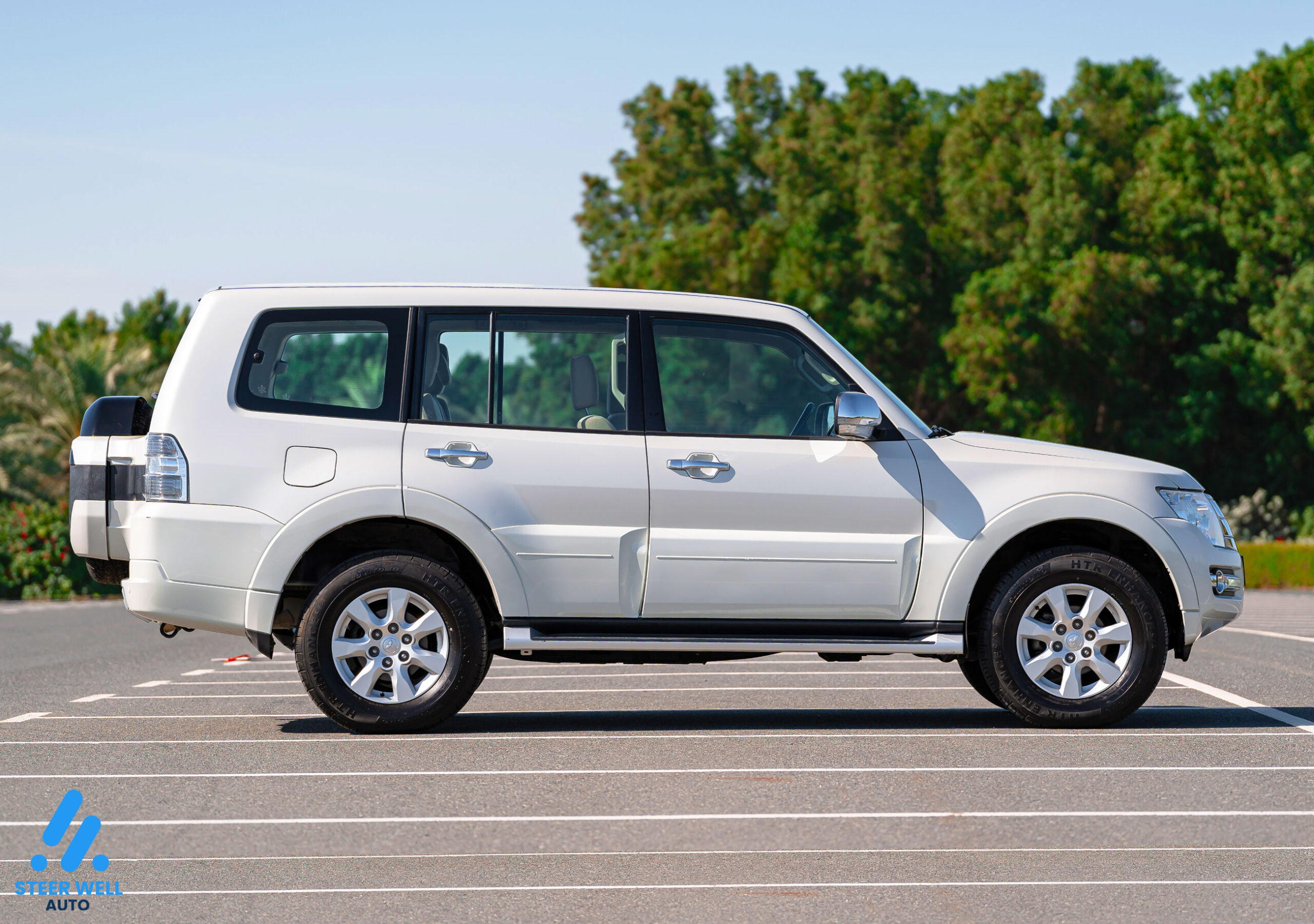 Mitsubishi Pajero for Sale In UAE