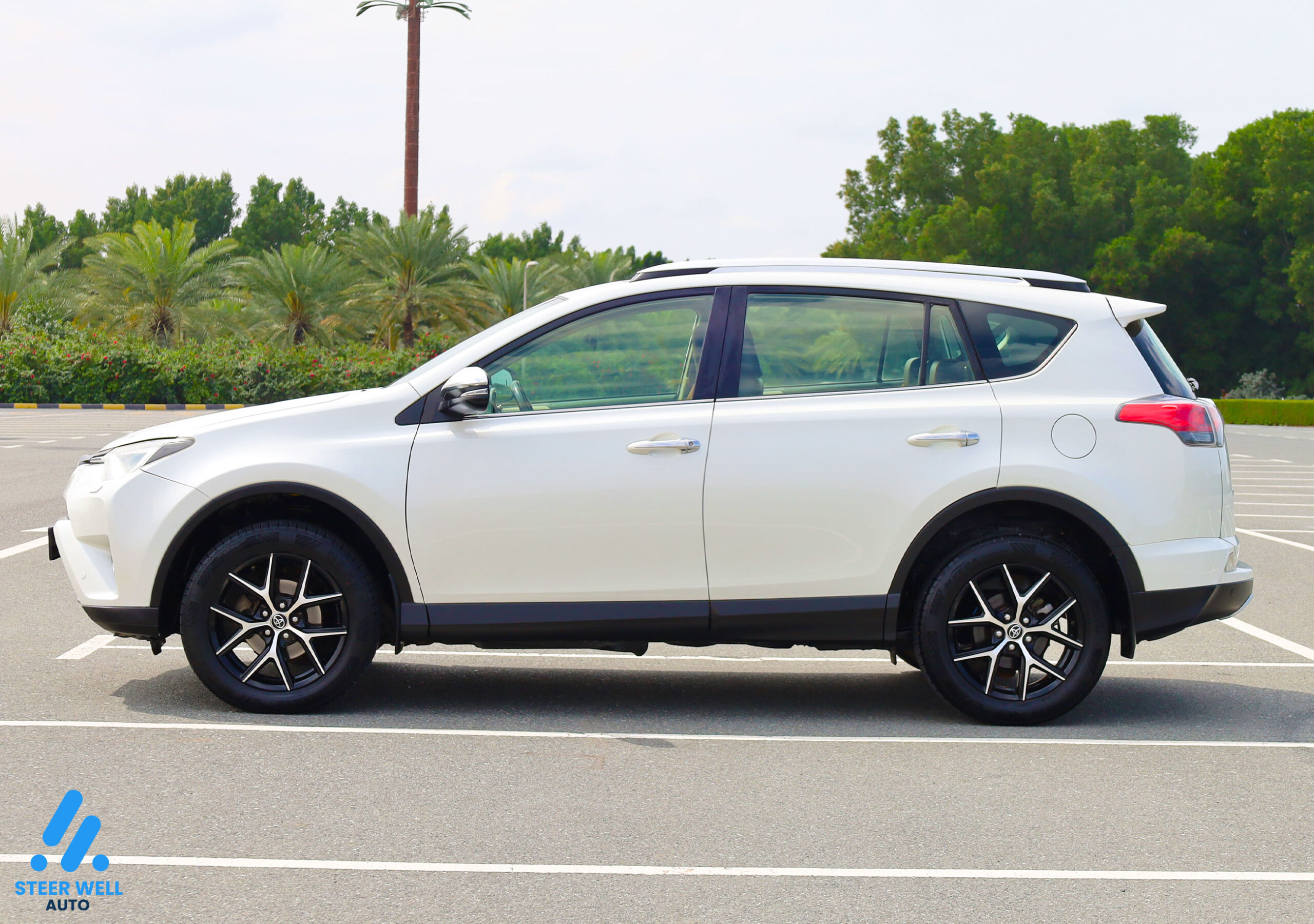 2018 Toyota RAV 4  VXR – White