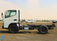 2023 Mitsubishi Canter 4D33  White
