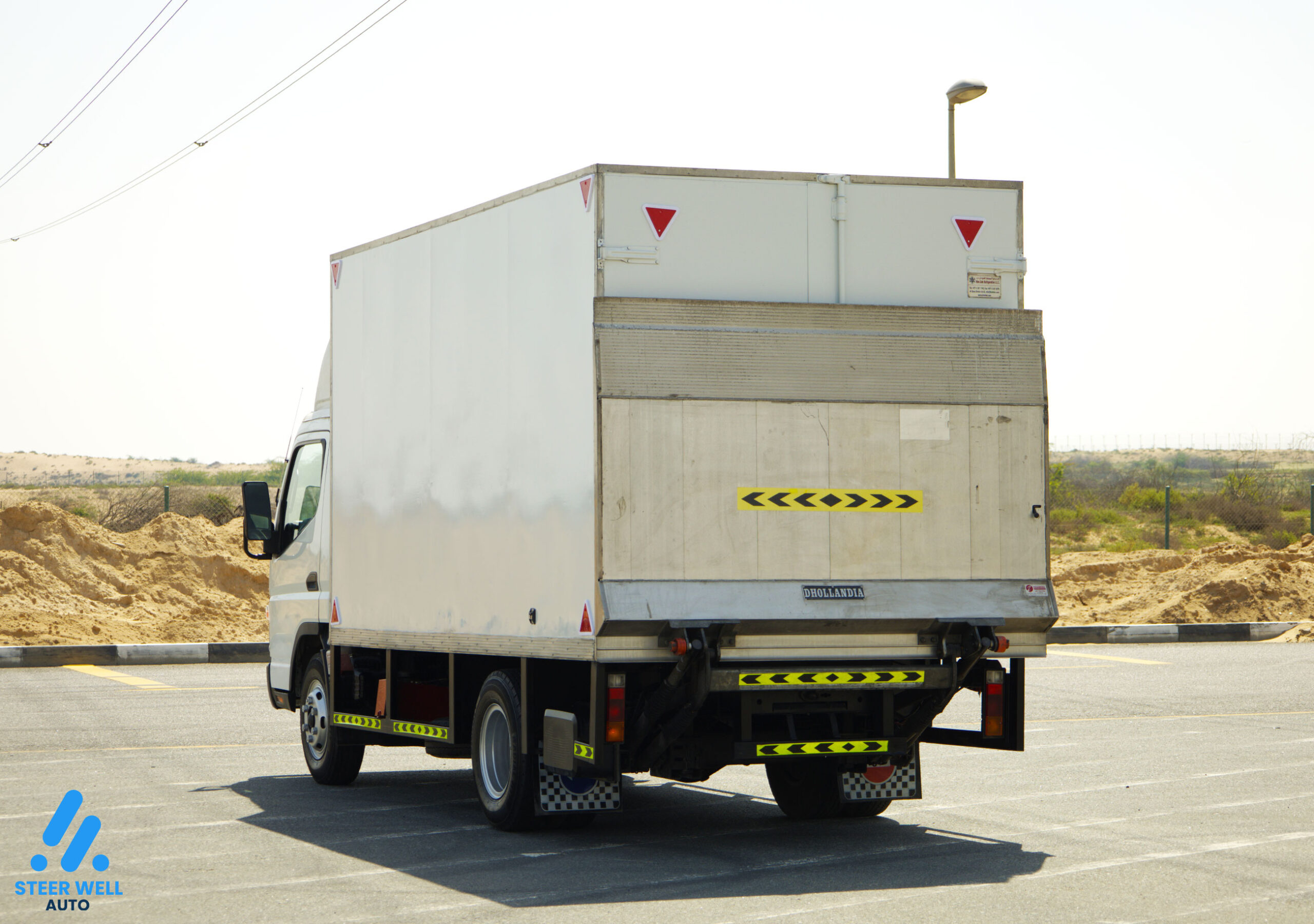 dry box truck for sale in uae