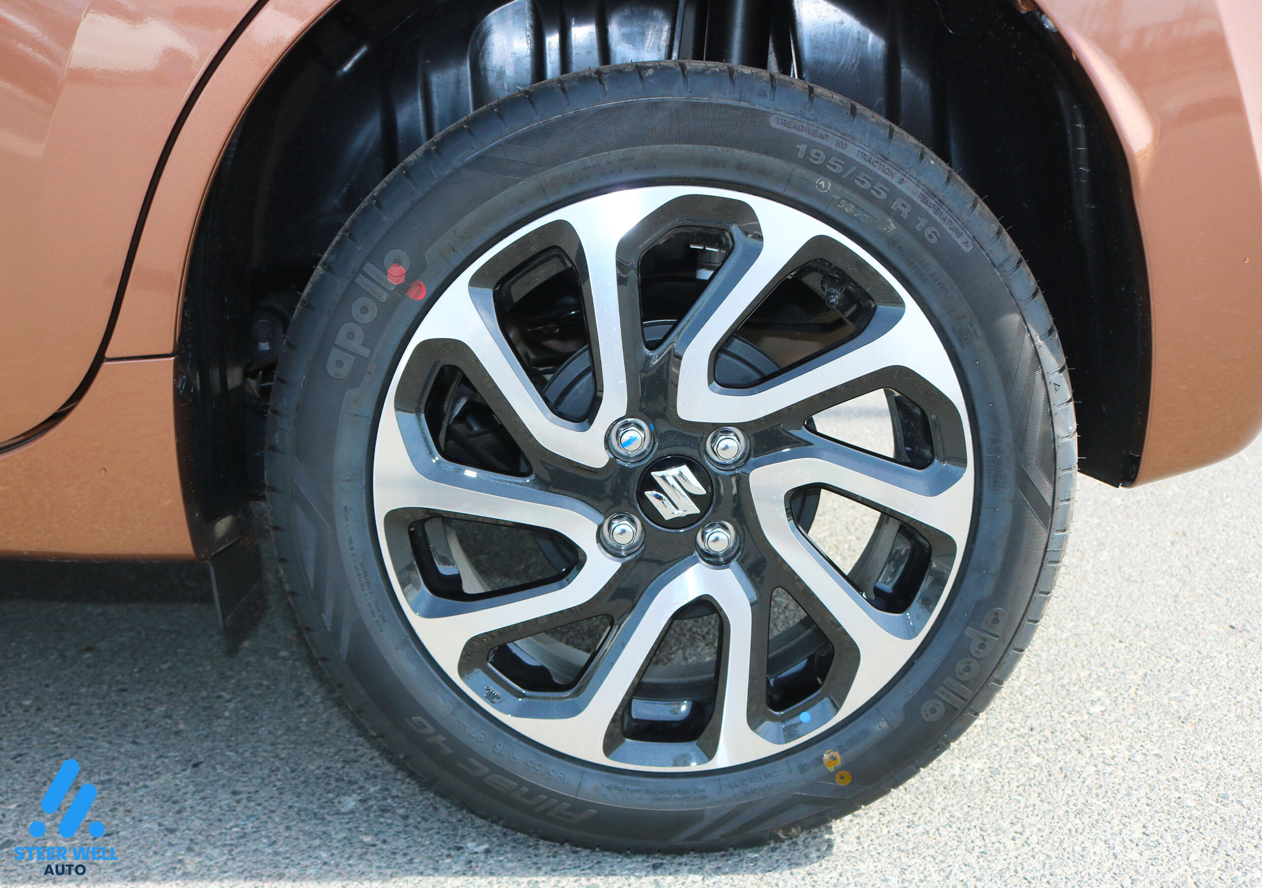 Suzuki Baleno GLX 2024