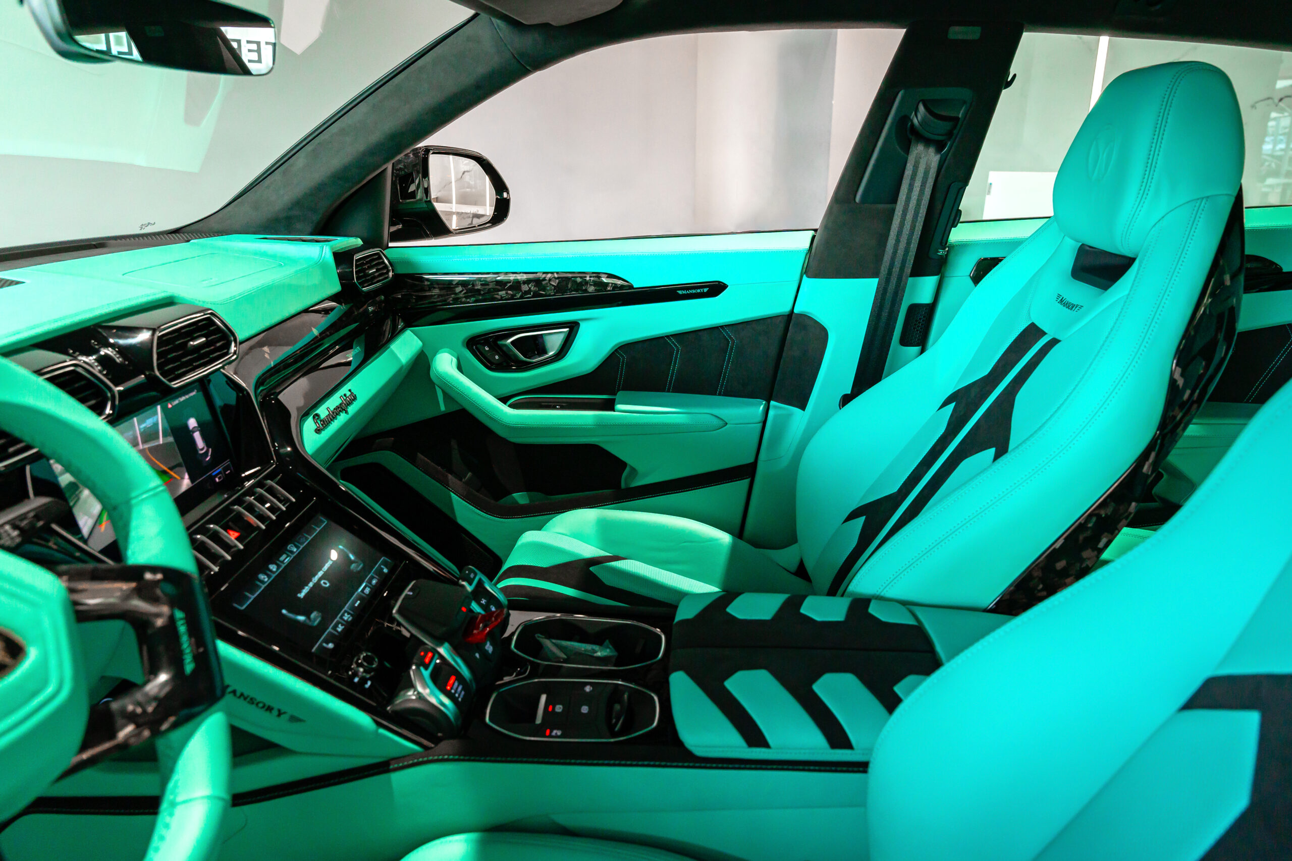 2023 Lamborghini Urus S