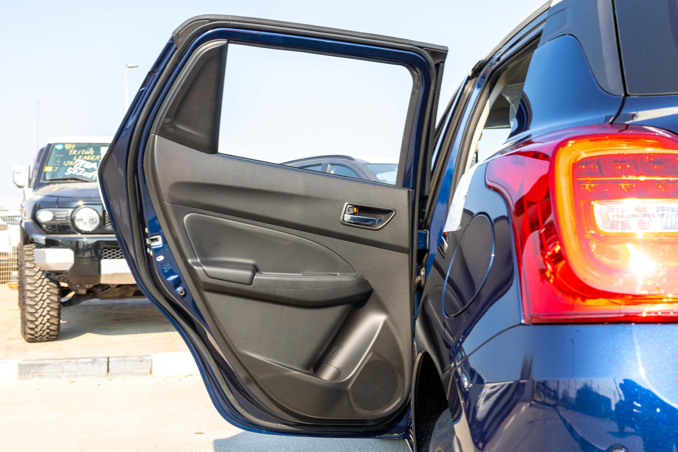 Suzuki Swift 2024 GLX  – Blue