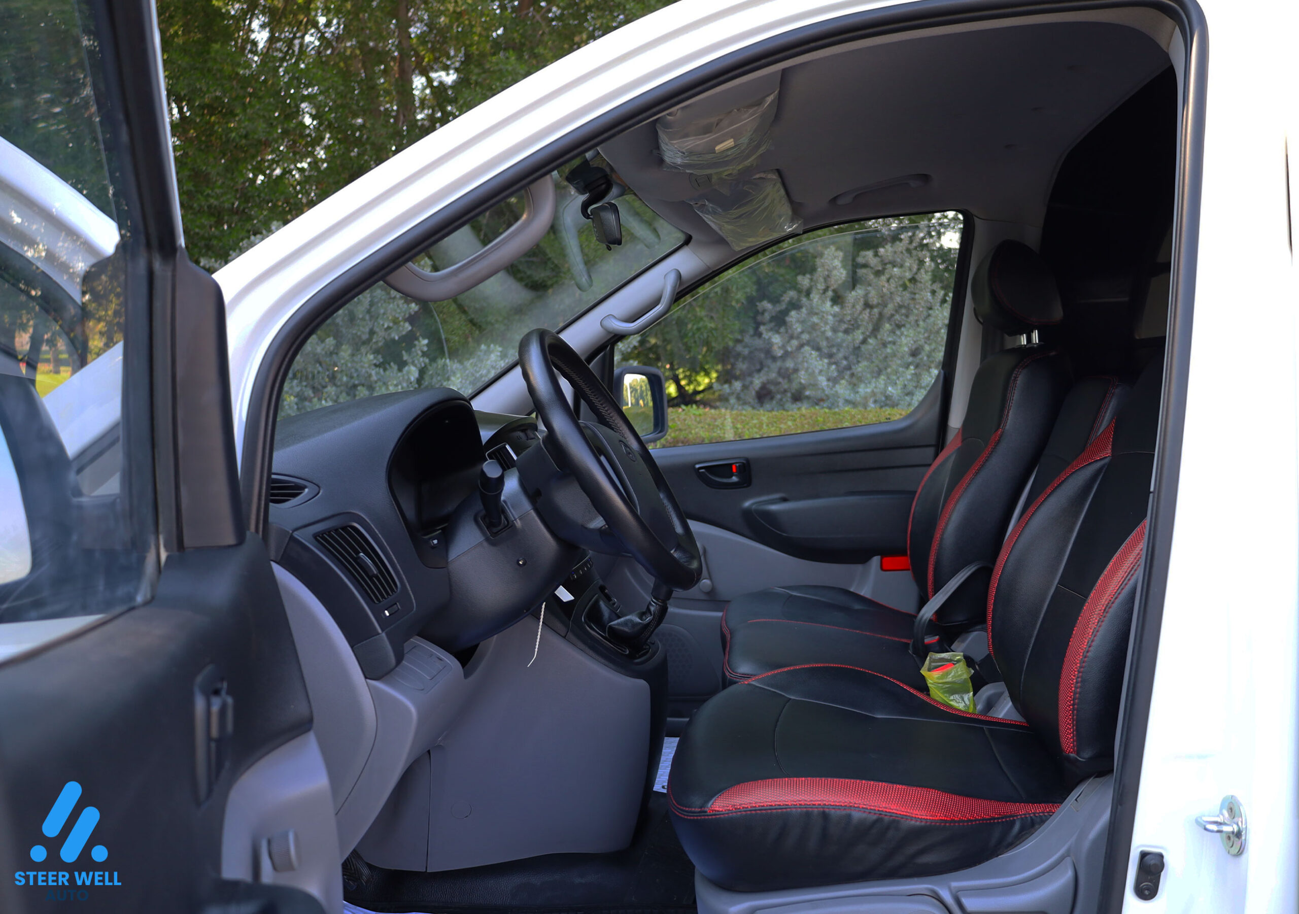 Hyundai H1 cargo van interior