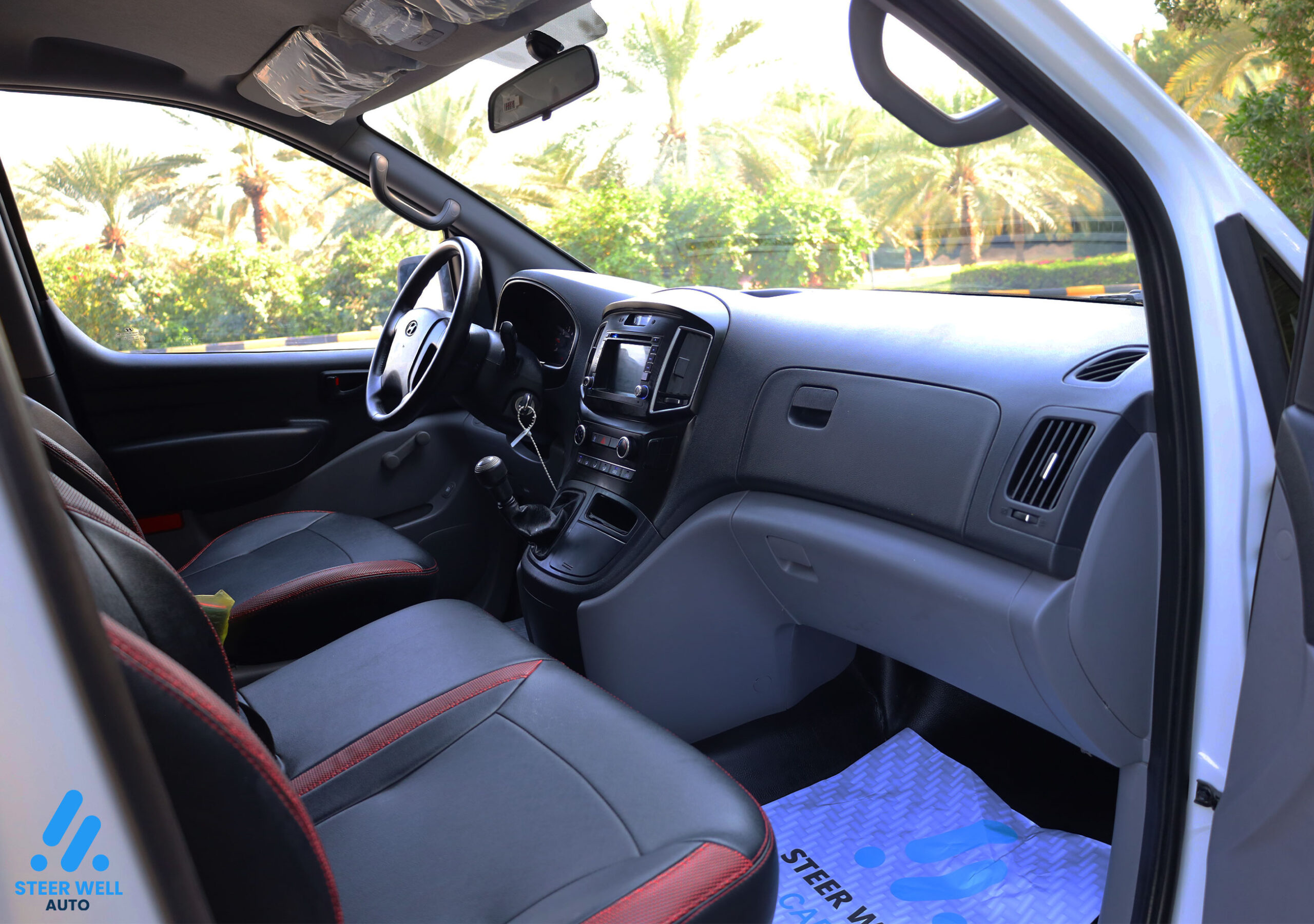 Hyundai H1 cargo van interior