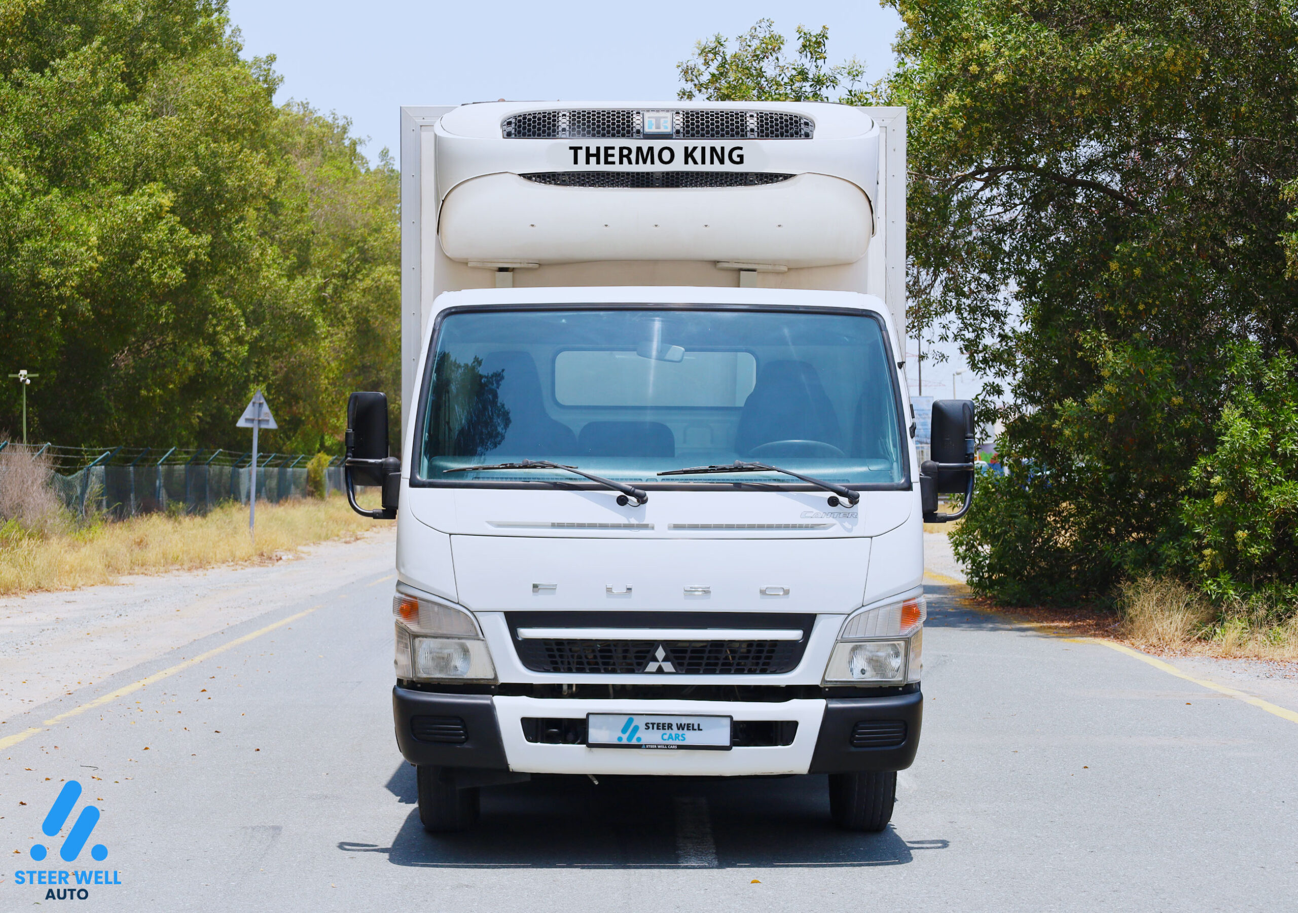2017 Mitsubishi Canter Freezer Box Truck For Sale In UAE