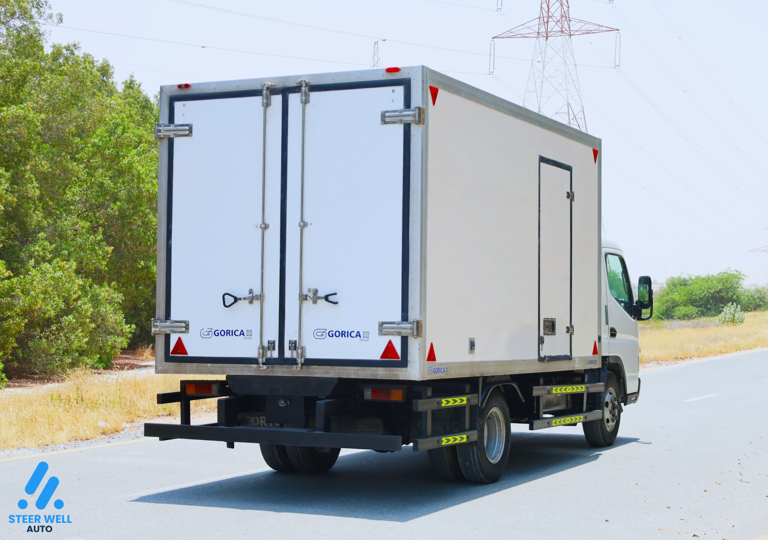 2017 Mitsubishi Canter Freezer Box Truck For Sale In UAE