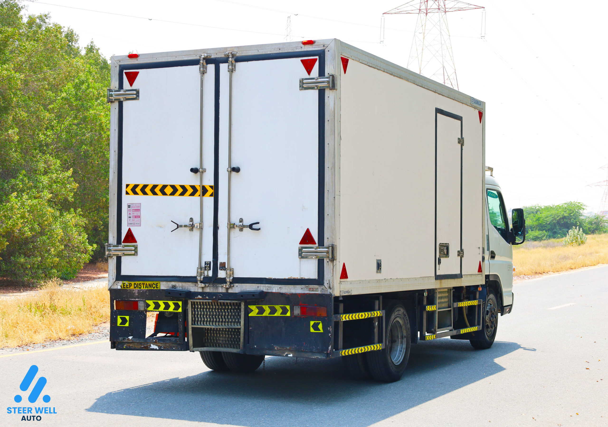 2017 Mitsubishi Canter Freezer Box