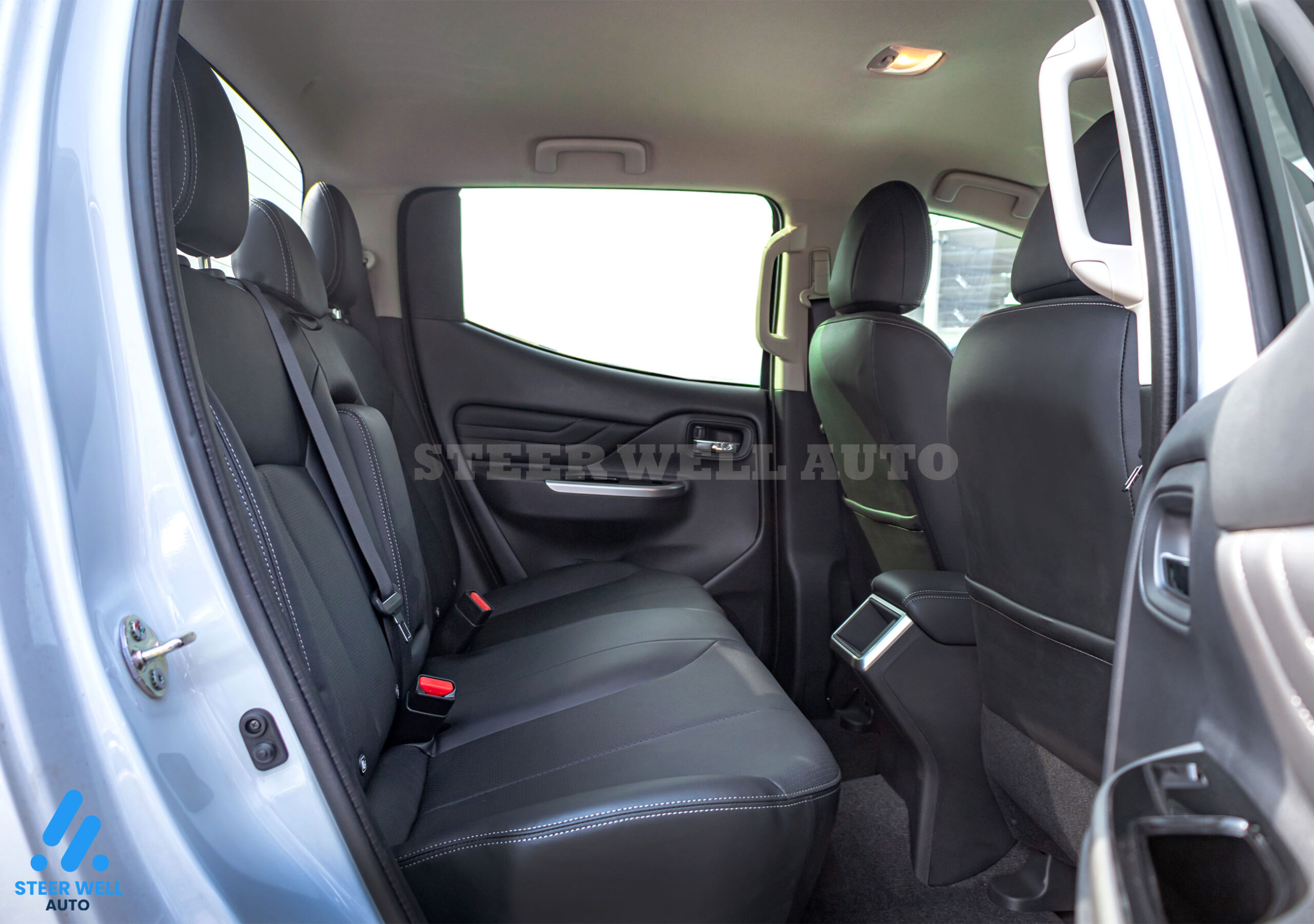 Mitsubishi L200 Sportero 2022 – White –