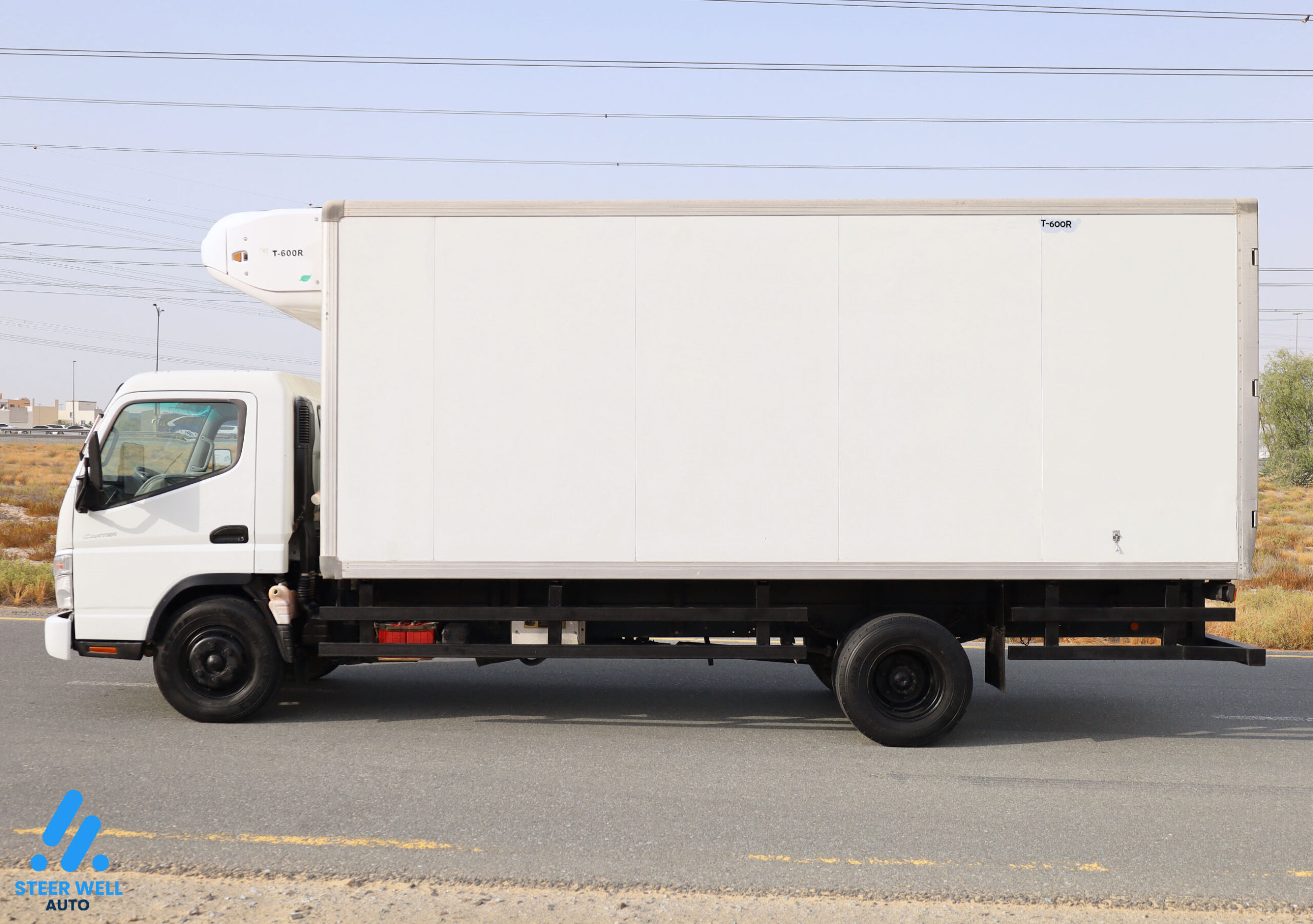 2011 Mitsubishi Canter Freezer Box