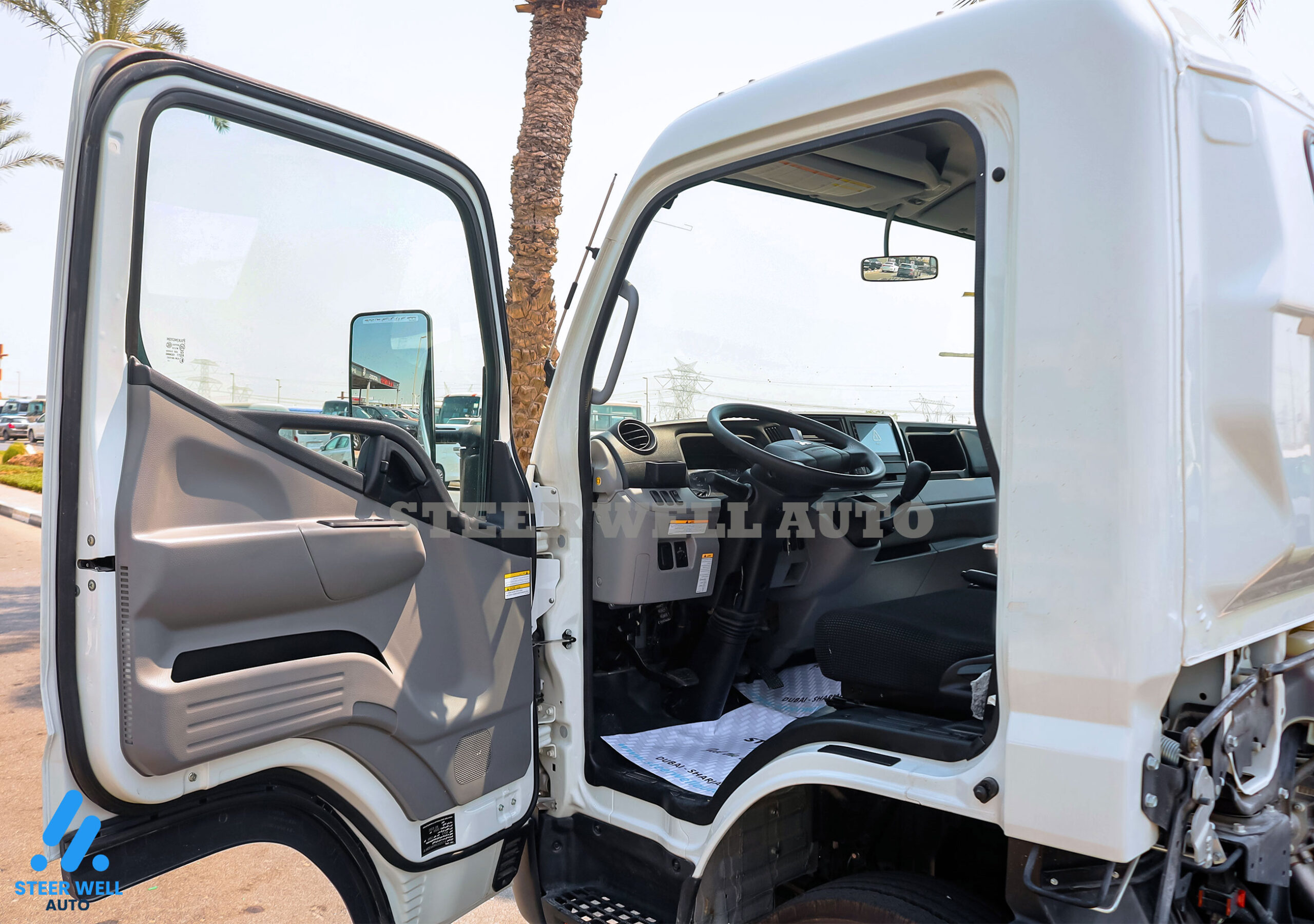 2024 Mitsubishi Canter Short chassis 14FT Euro 5