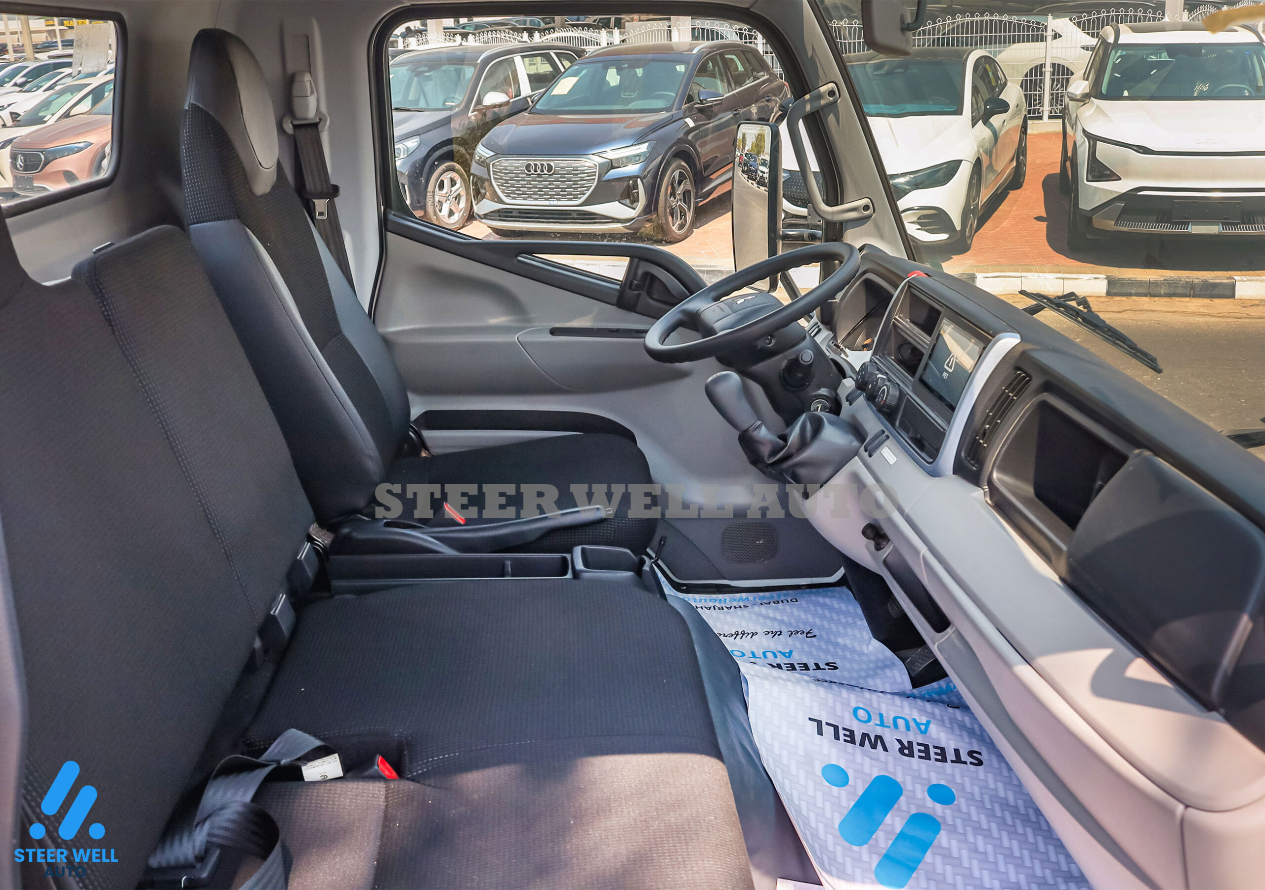 2024 Mitsubishi Canter Short chassis 14FT Euro 5