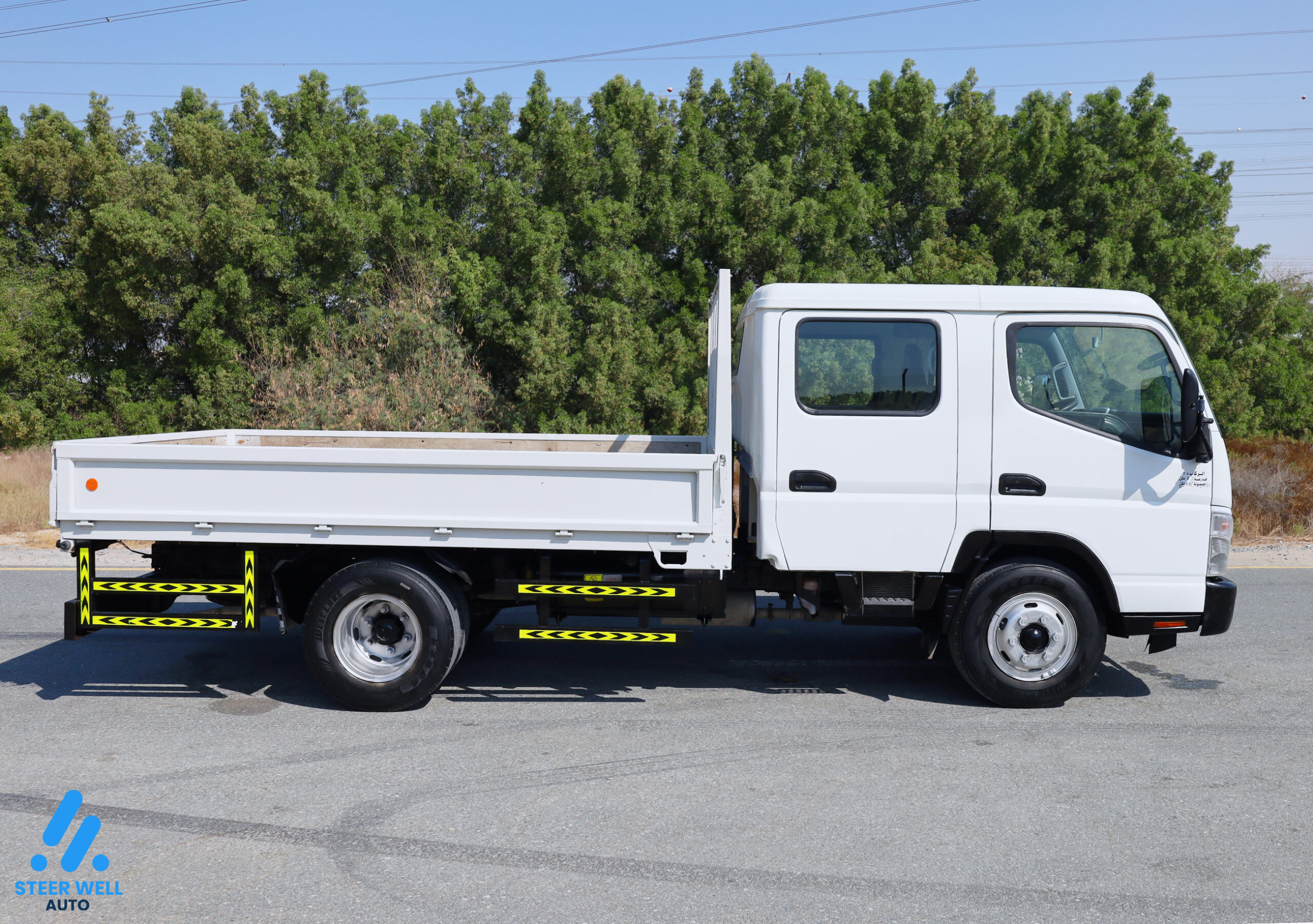 2017 Mitsubishi Canter Dual Cabin Cargo Truck