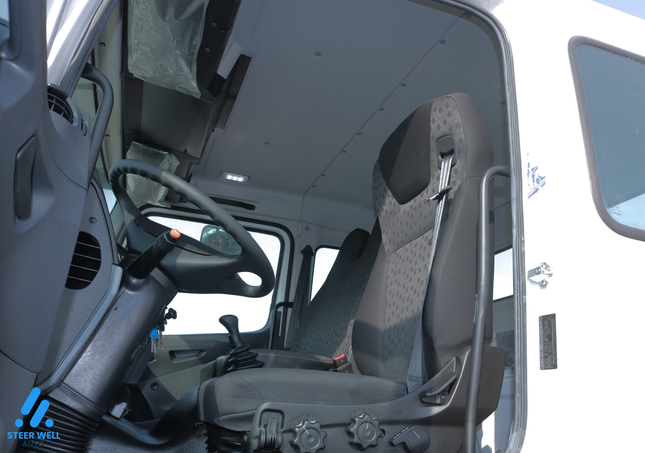 18 Ton Truck For Sale In UAE