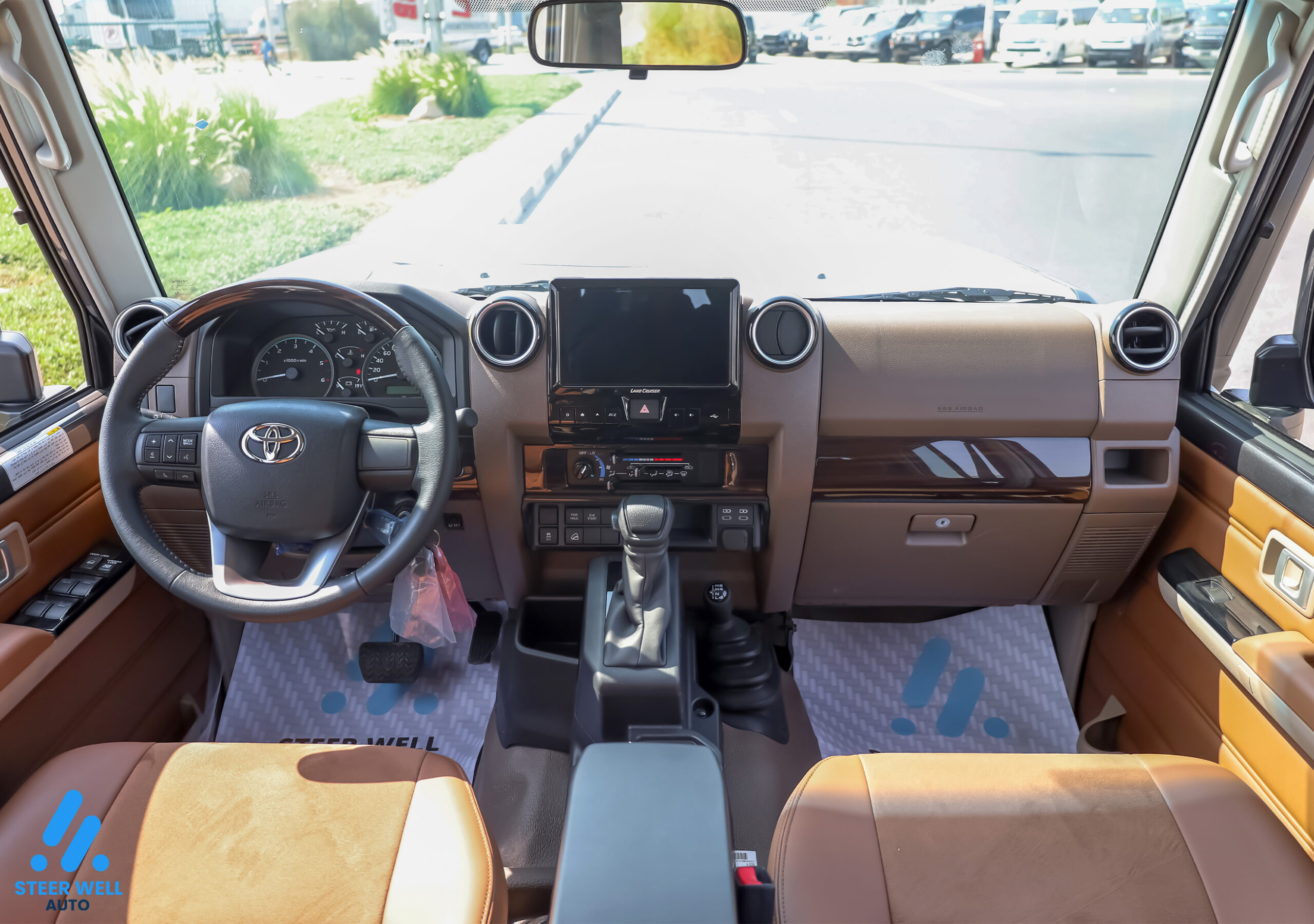 Toyota Land Cruiser 79 LX 2024