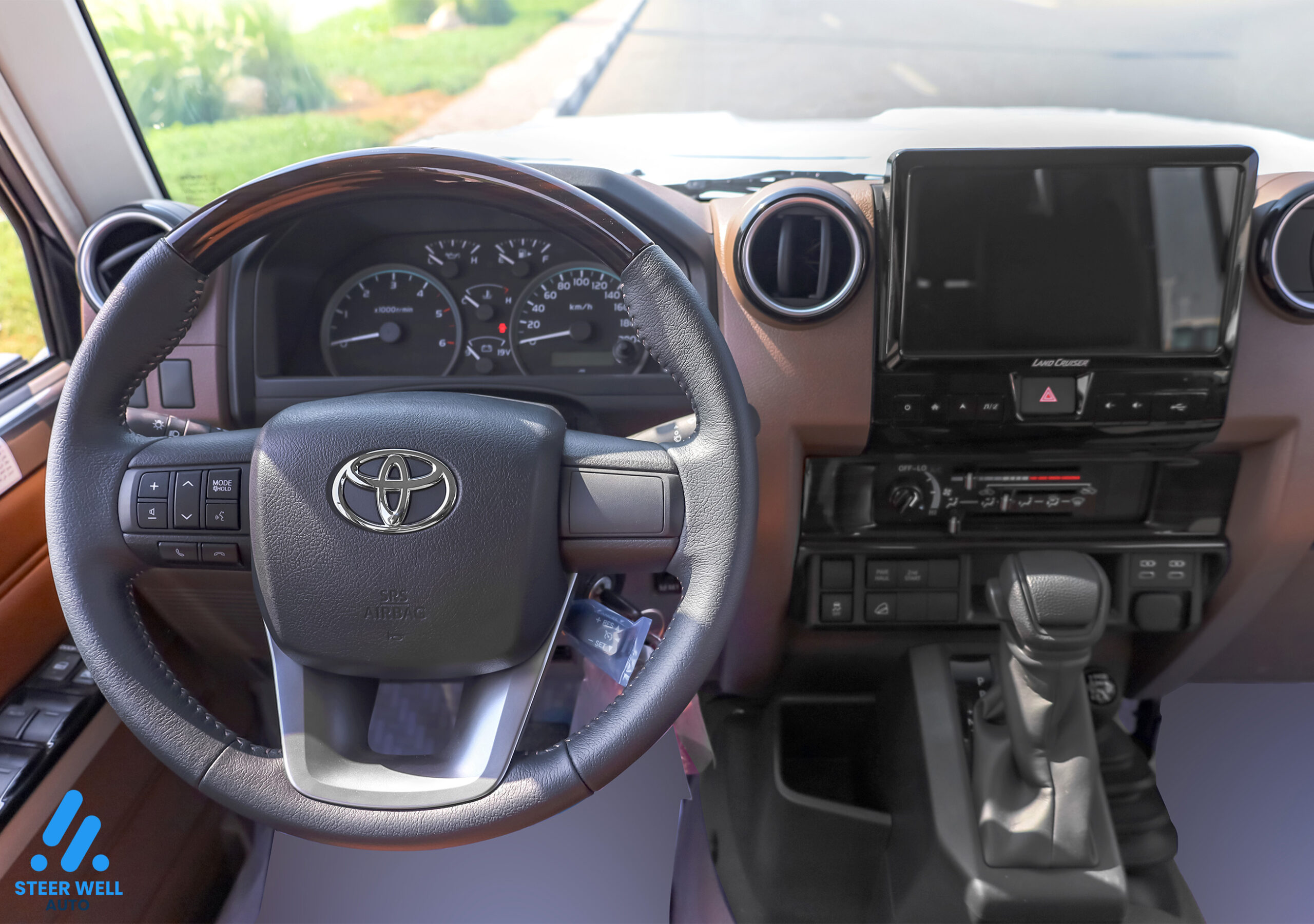 Toyota Land Cruiser 79 LX 2024