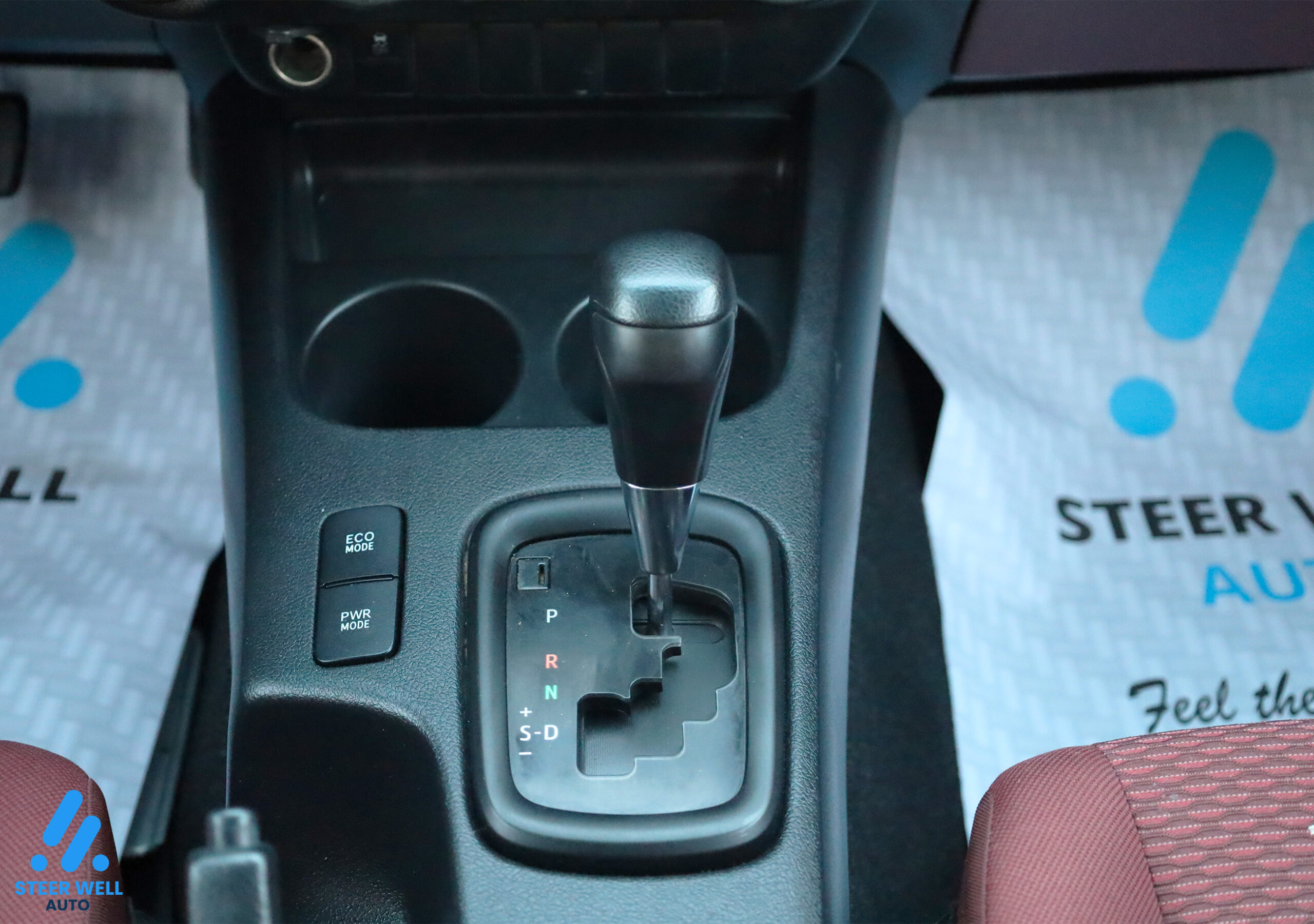 Toyota Hilux Double Cabin for Sale in UAE