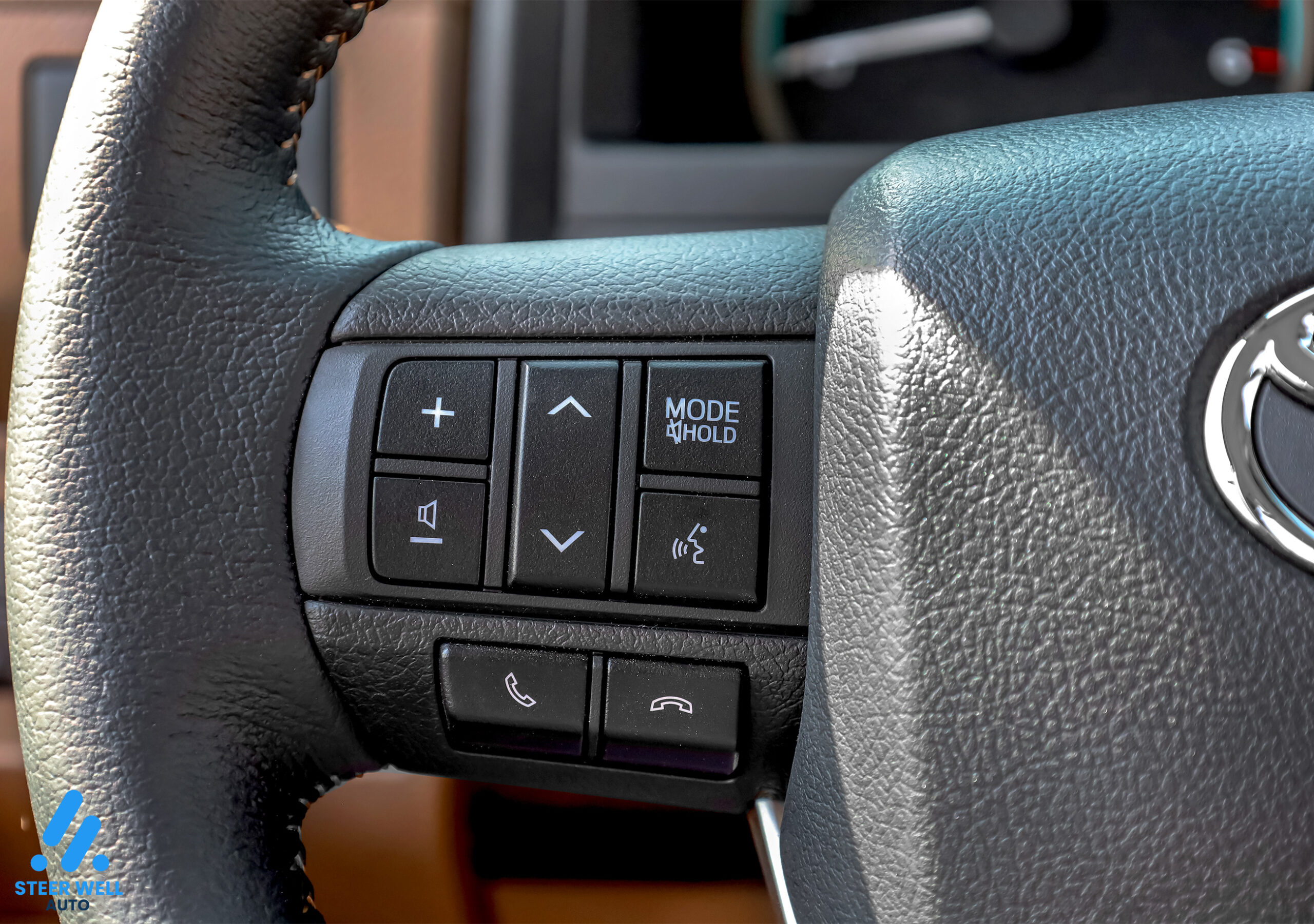 Toyota Land Cruiser 79 LX 2024