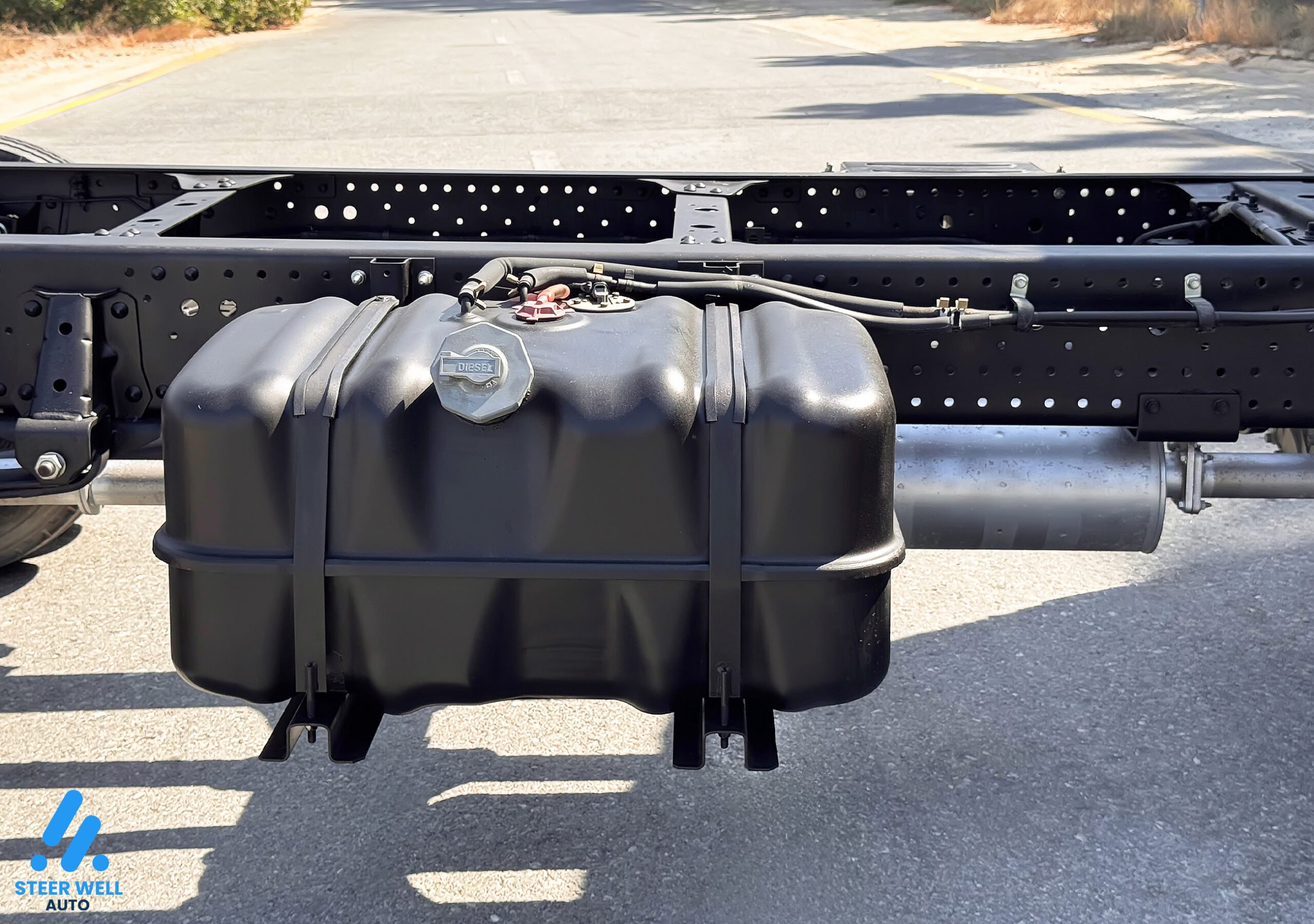 New Isuzu NPR 2022 Trucks for Sale in UAE