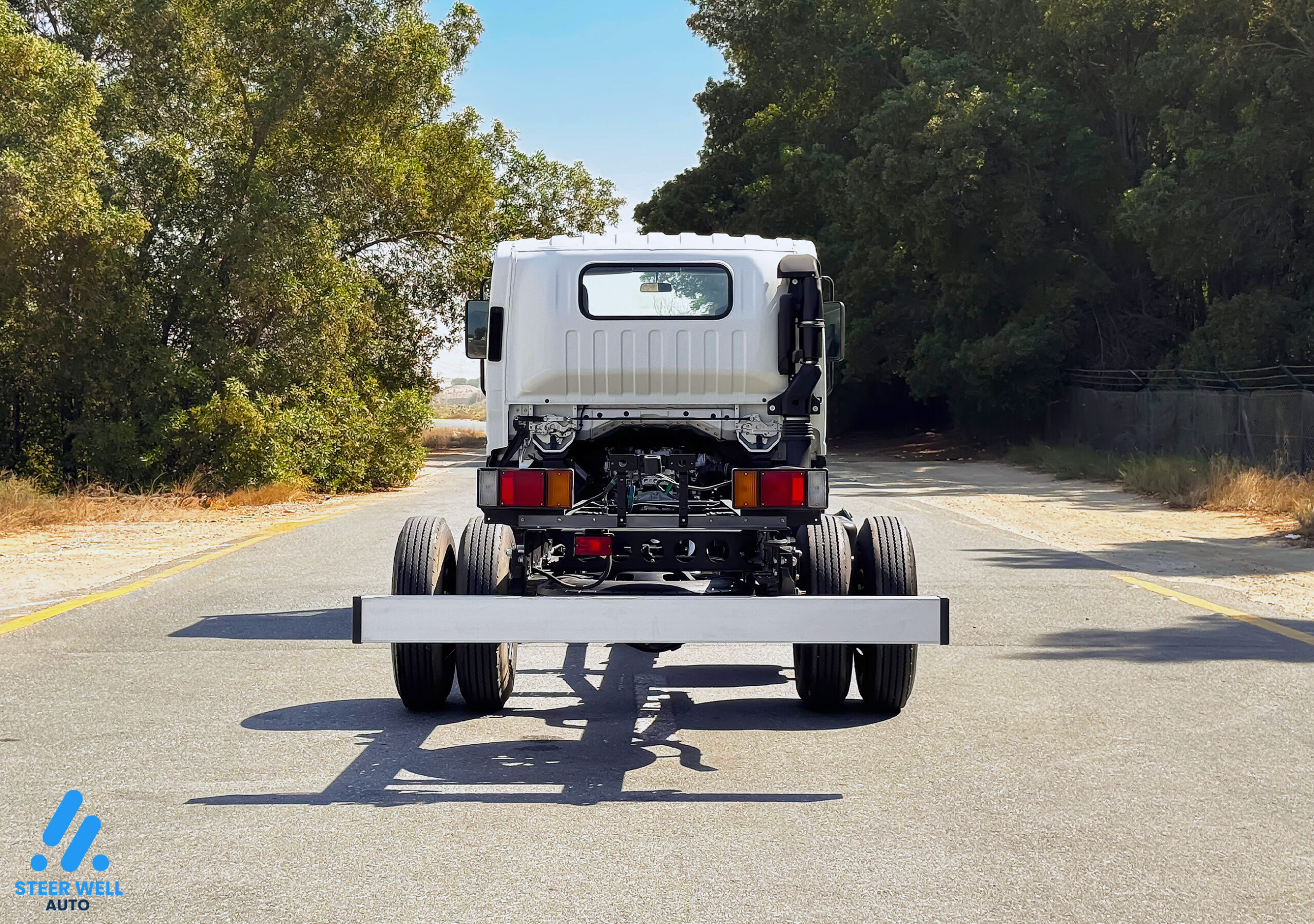 Isuzu NPR For Sale In UAE