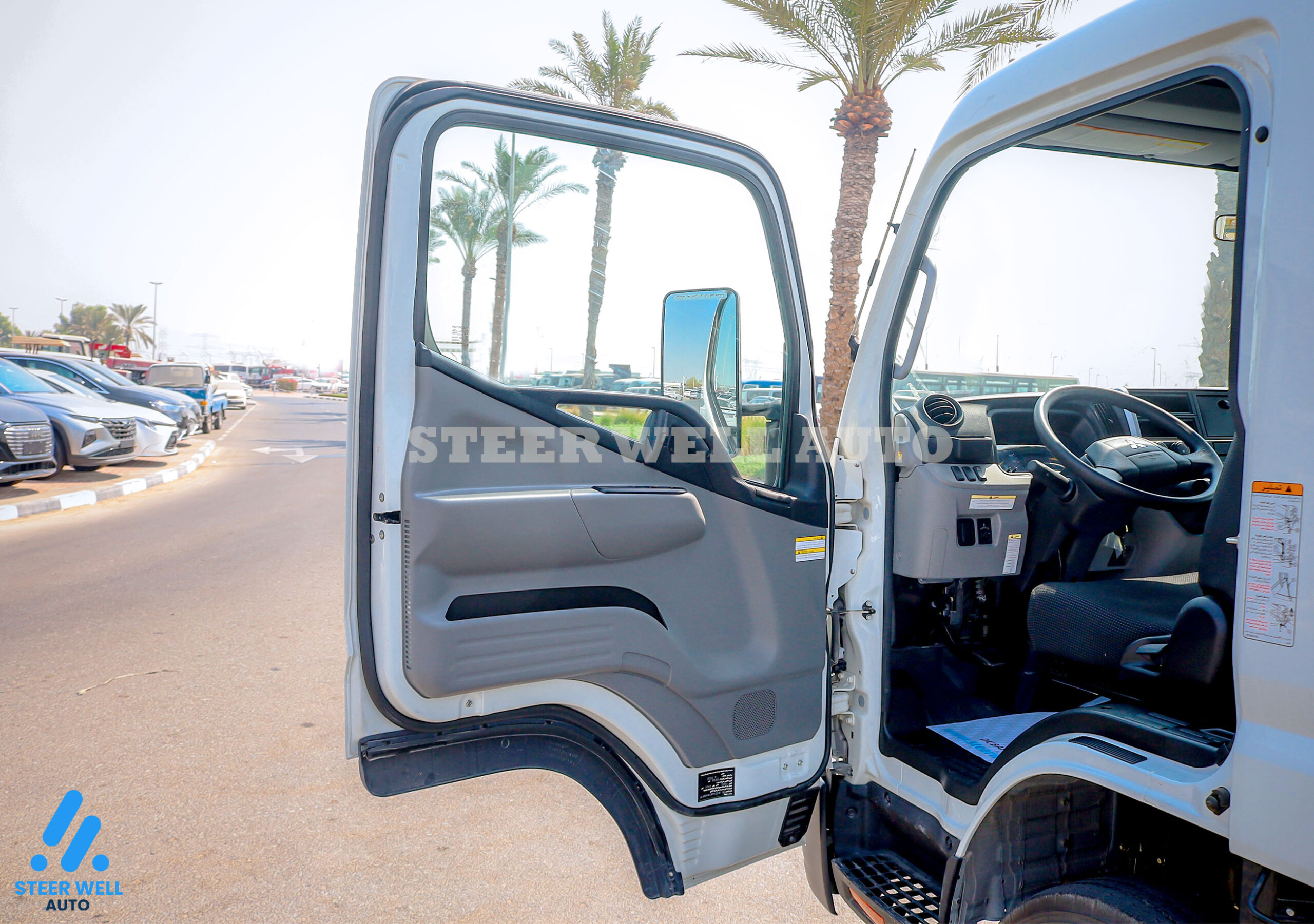 2023 Mitsubishi Canter long chassis For Sale In UAE