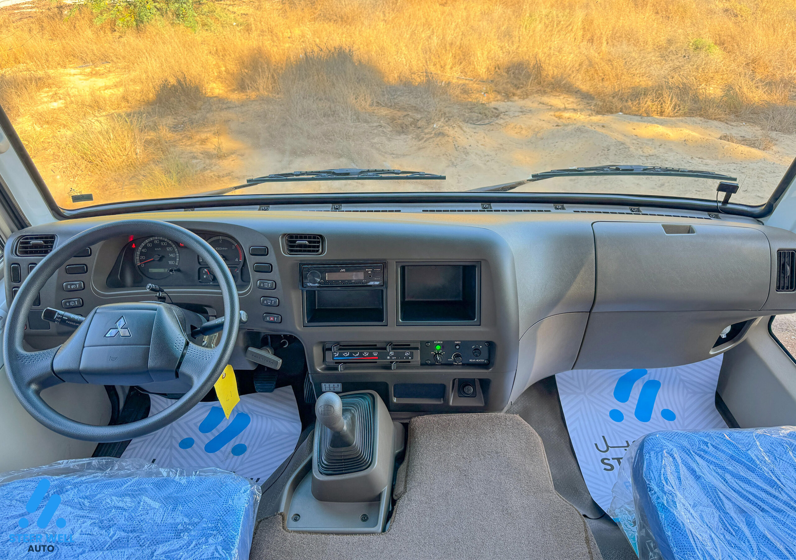 2024 Mitsubishi Rosa Bus