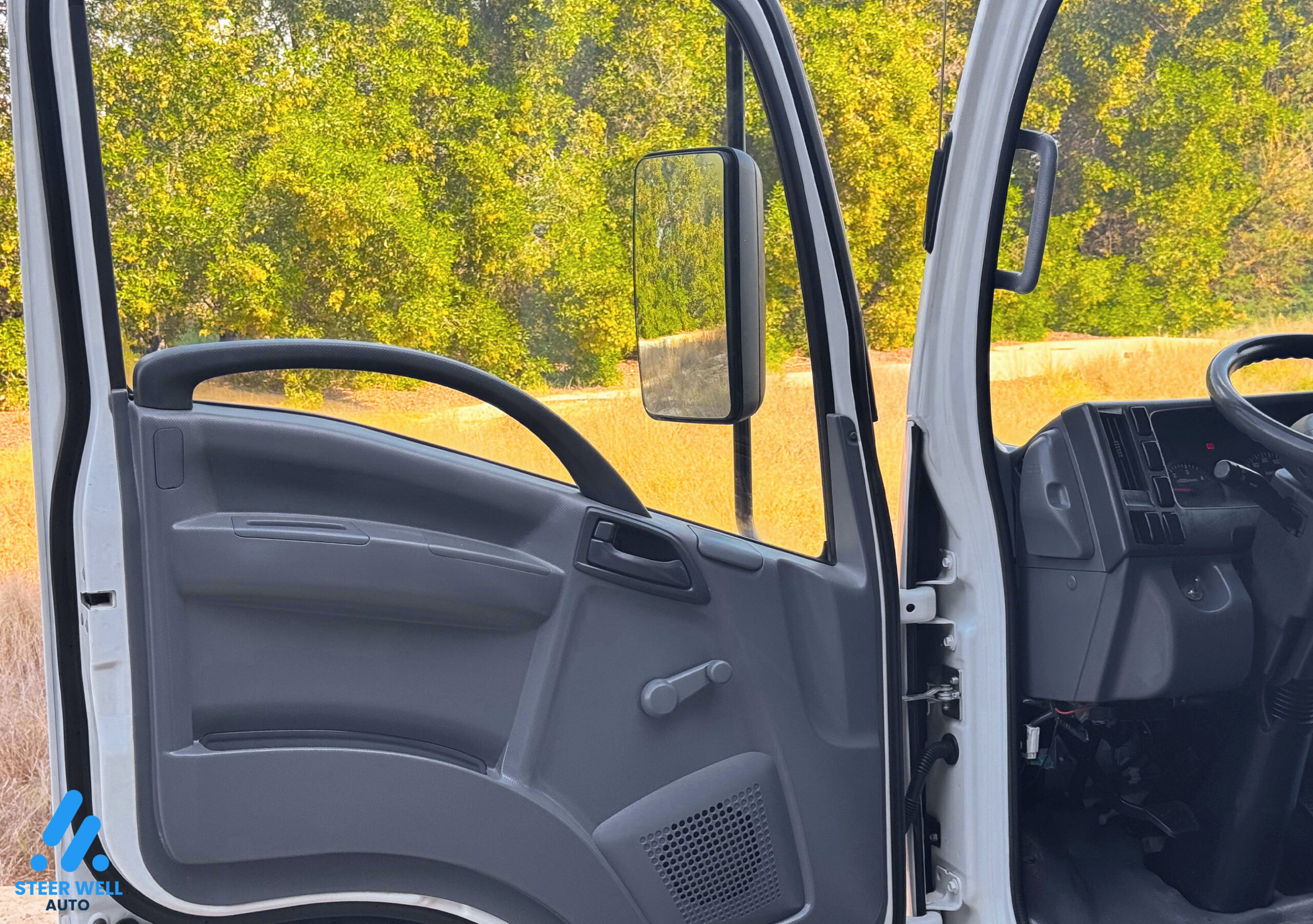 New Isuzu NPR Trucks For Sale in UAE