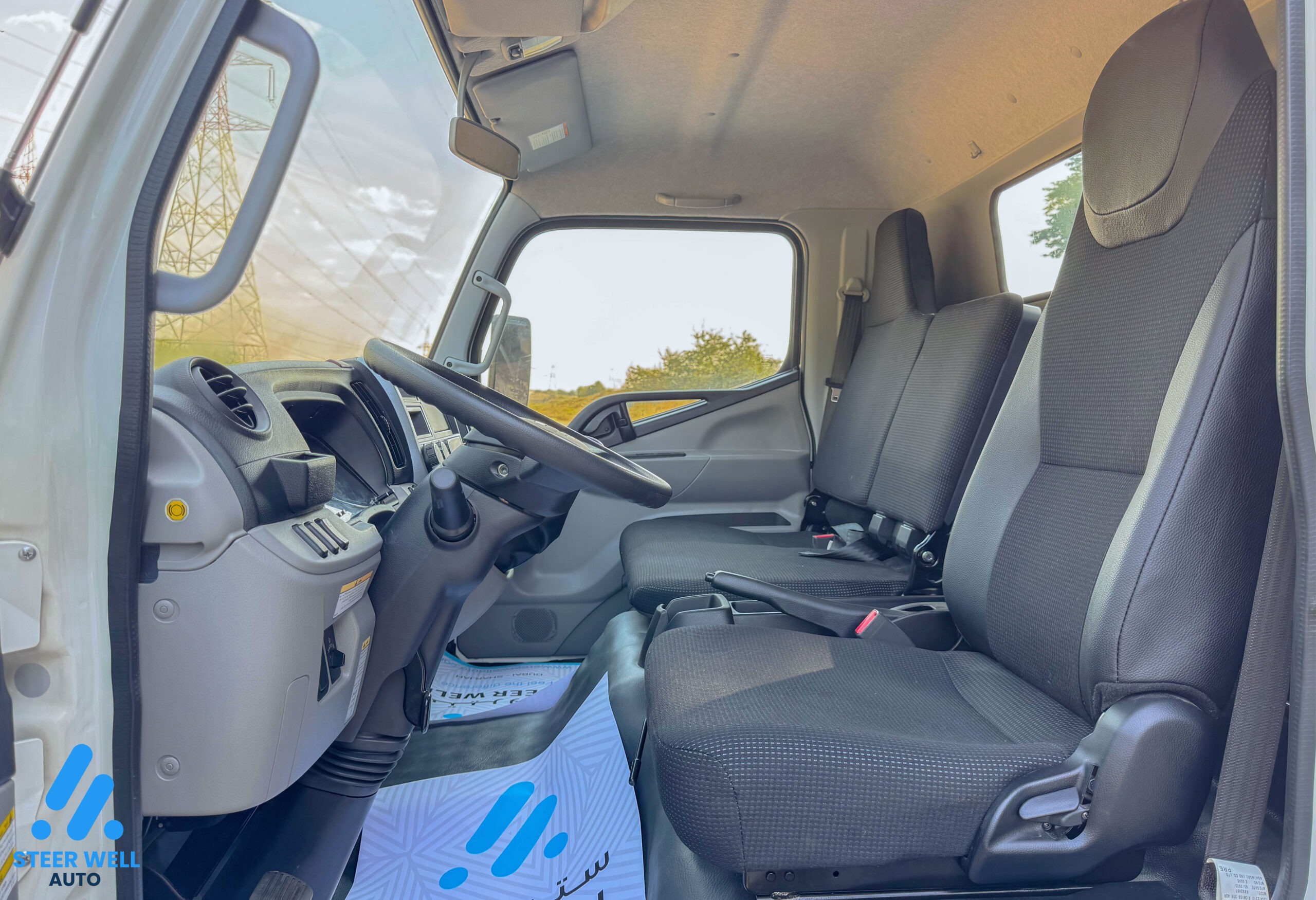 2023 Mitsubishi Canter long chassis