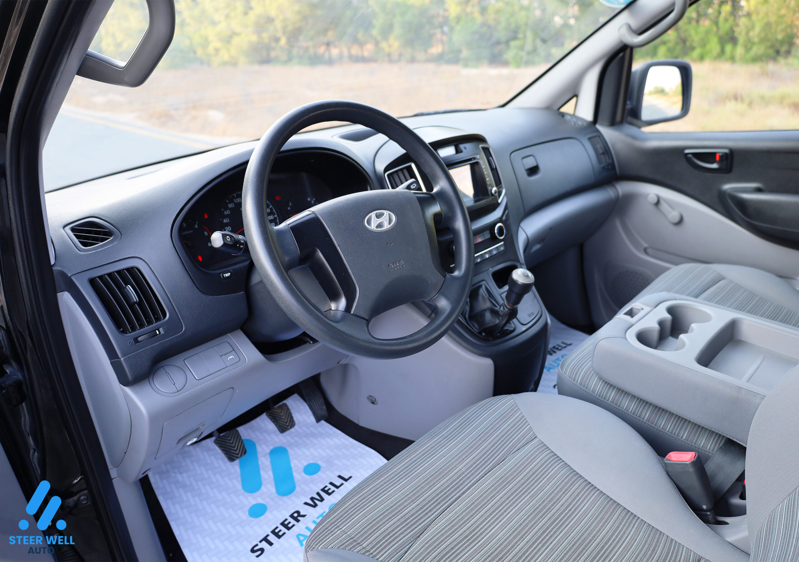 Crew Van For Sale in UAE