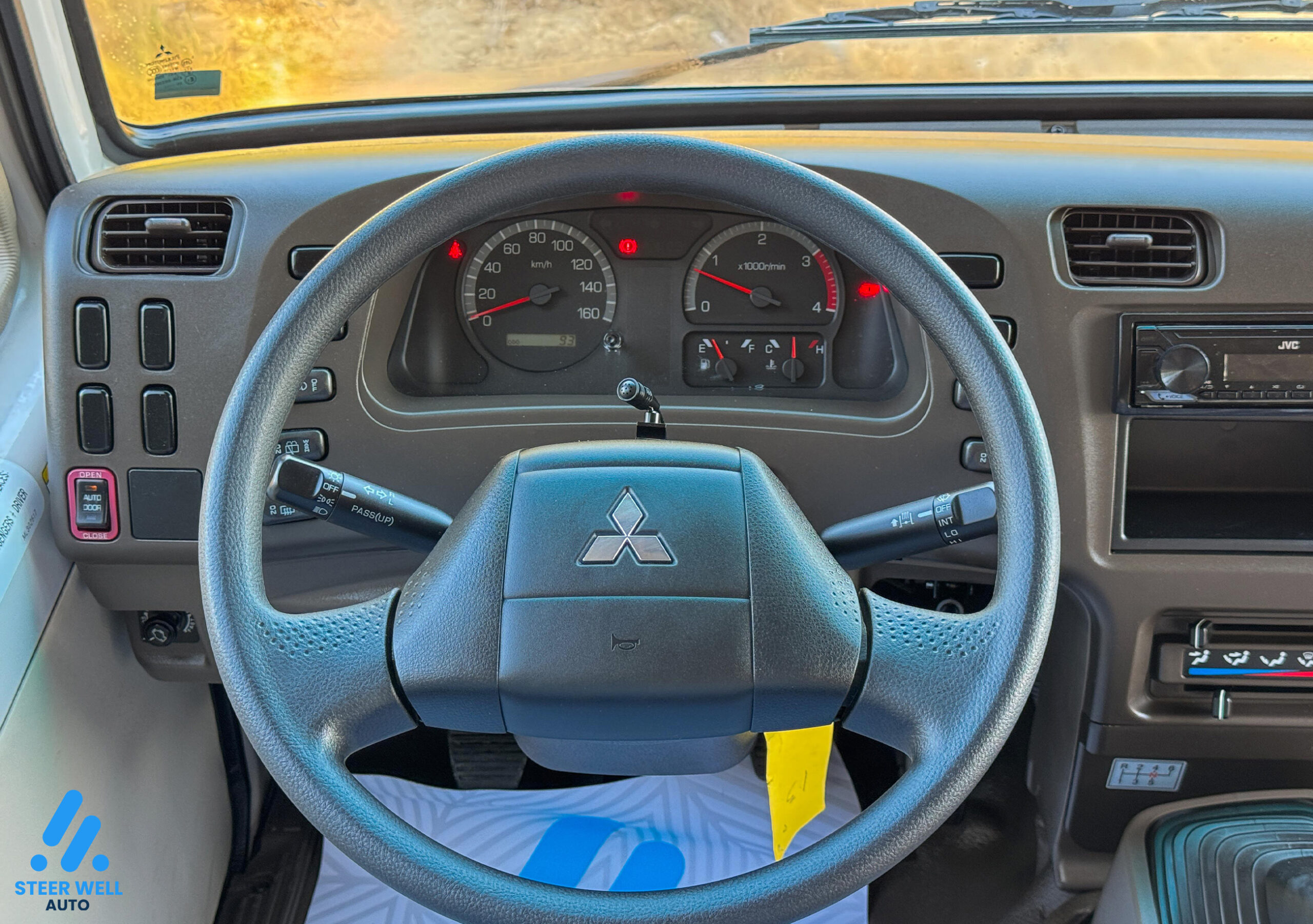 2024 Mitsubishi Rosa Bus