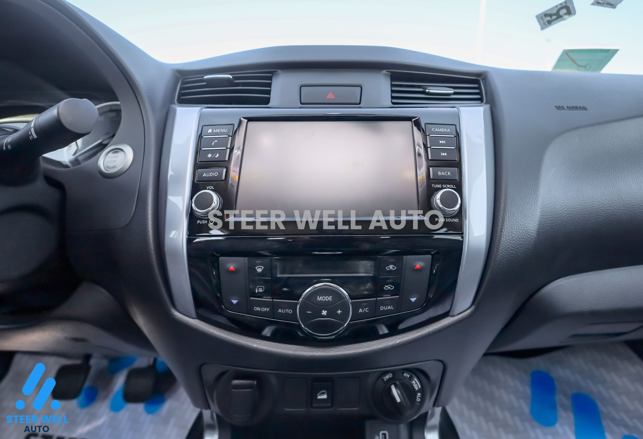 Nissan Navara LE 2024