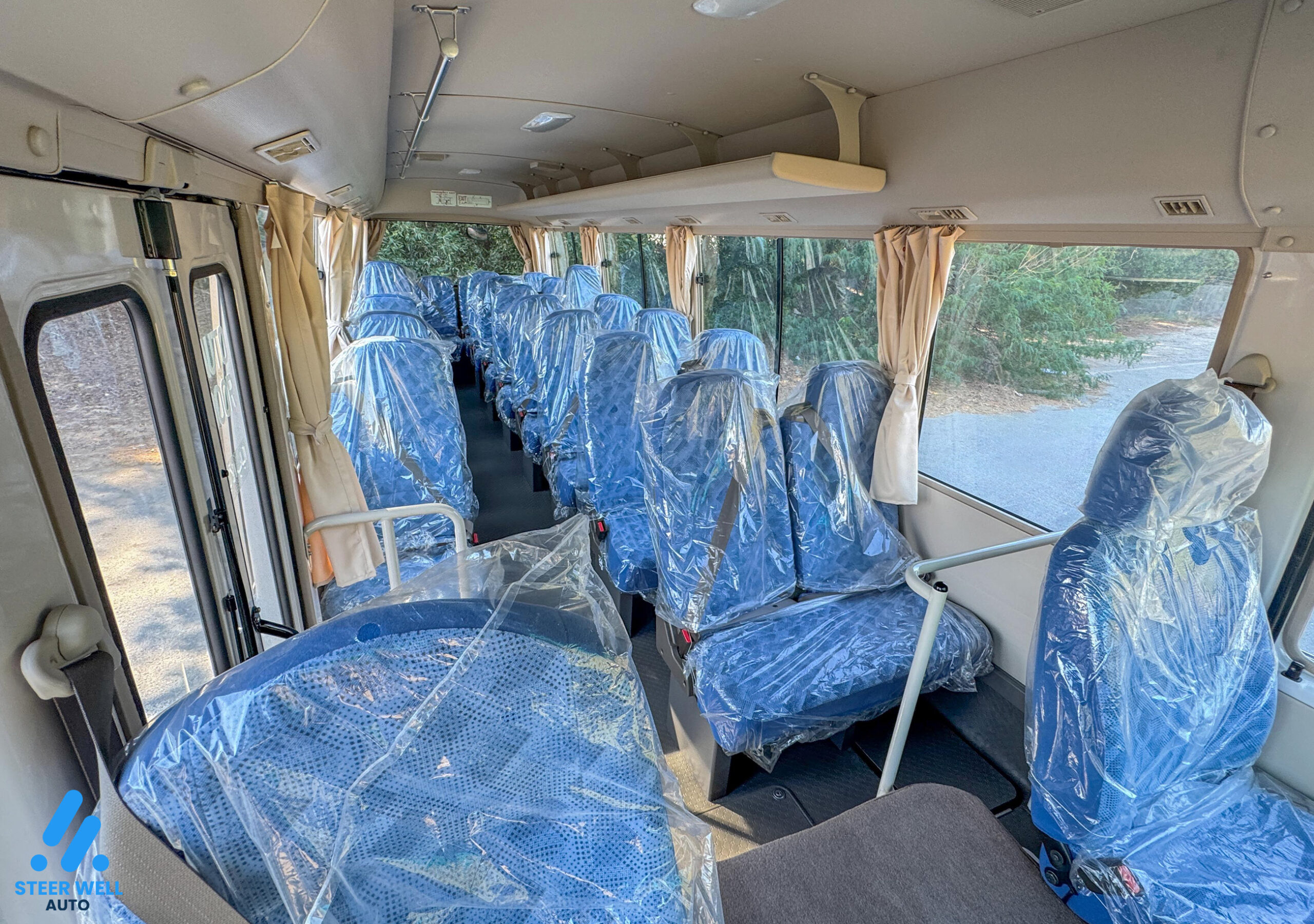 2024 Mitsubishi Rosa Bus