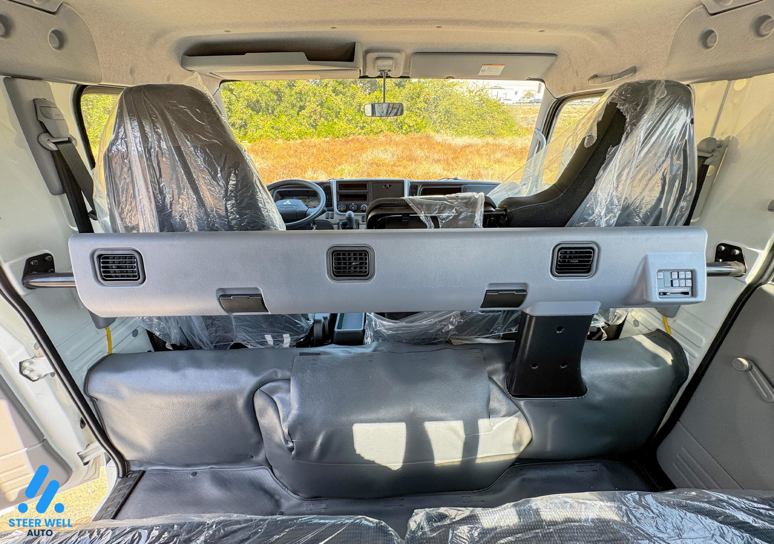 2024 Mitsubishi Fuso Canter Dual Cabin