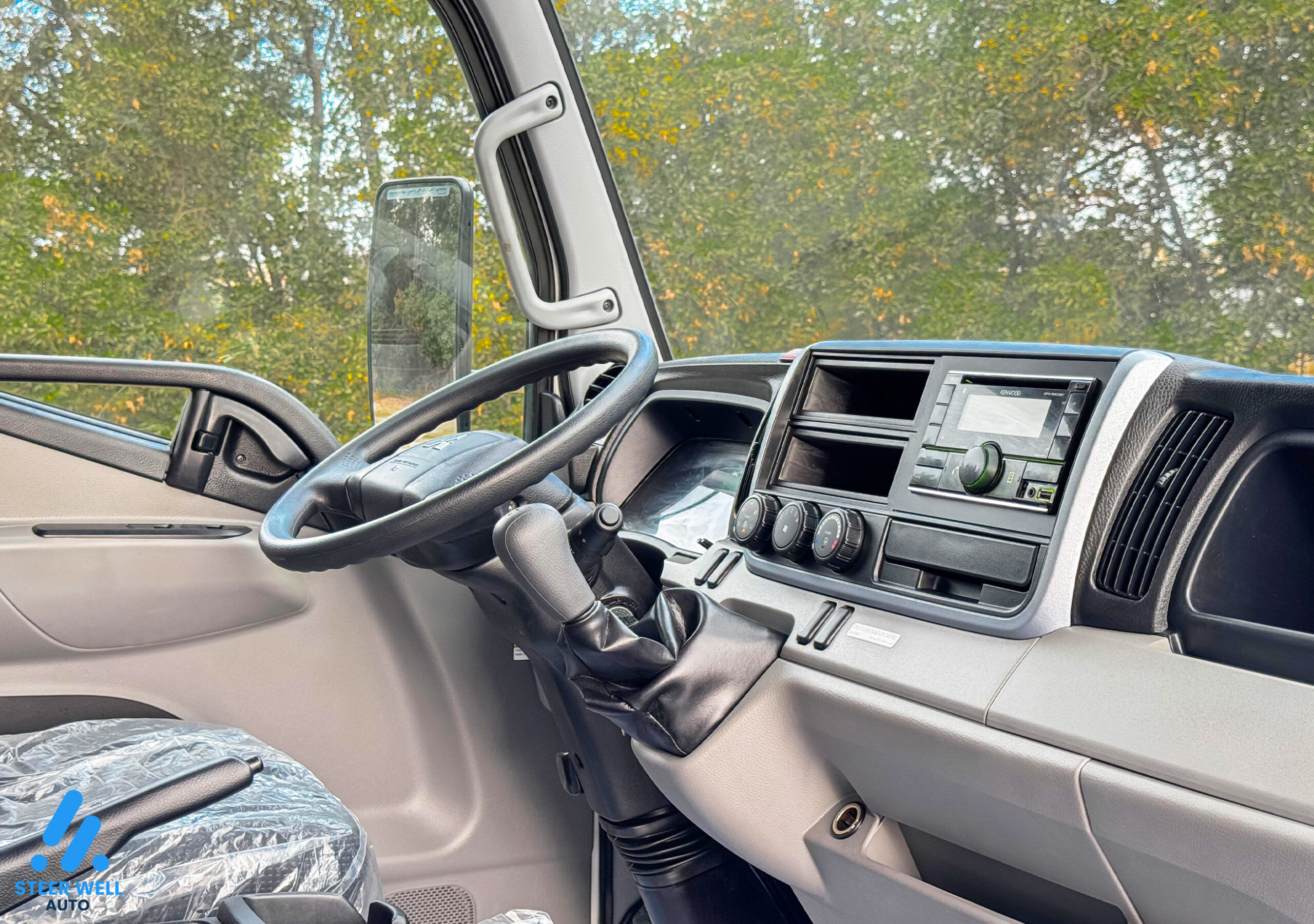 2023 Mitsubishi Canter 4P10 3.0L RWD Shutter Box