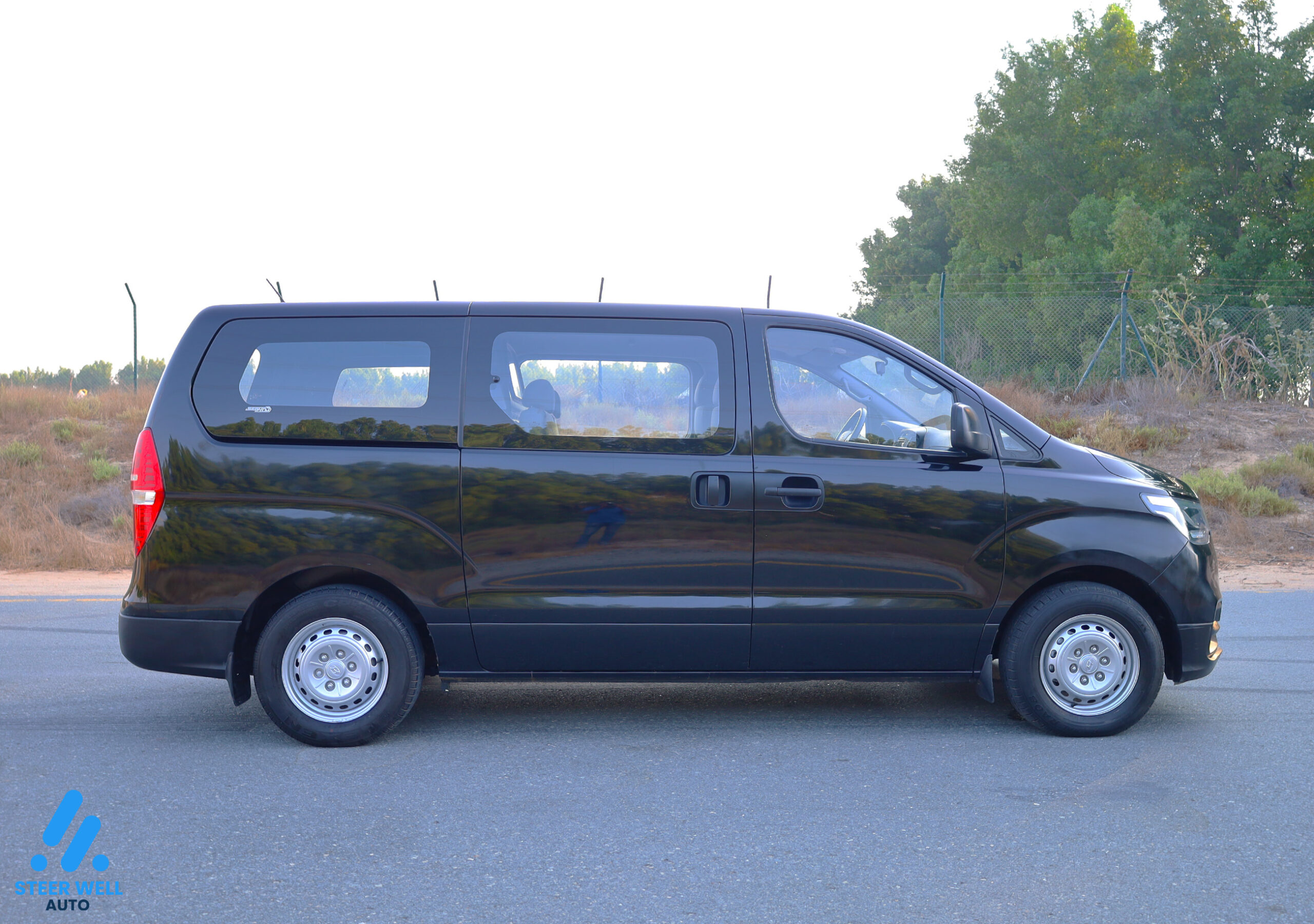Crew Van For Sale in UAE