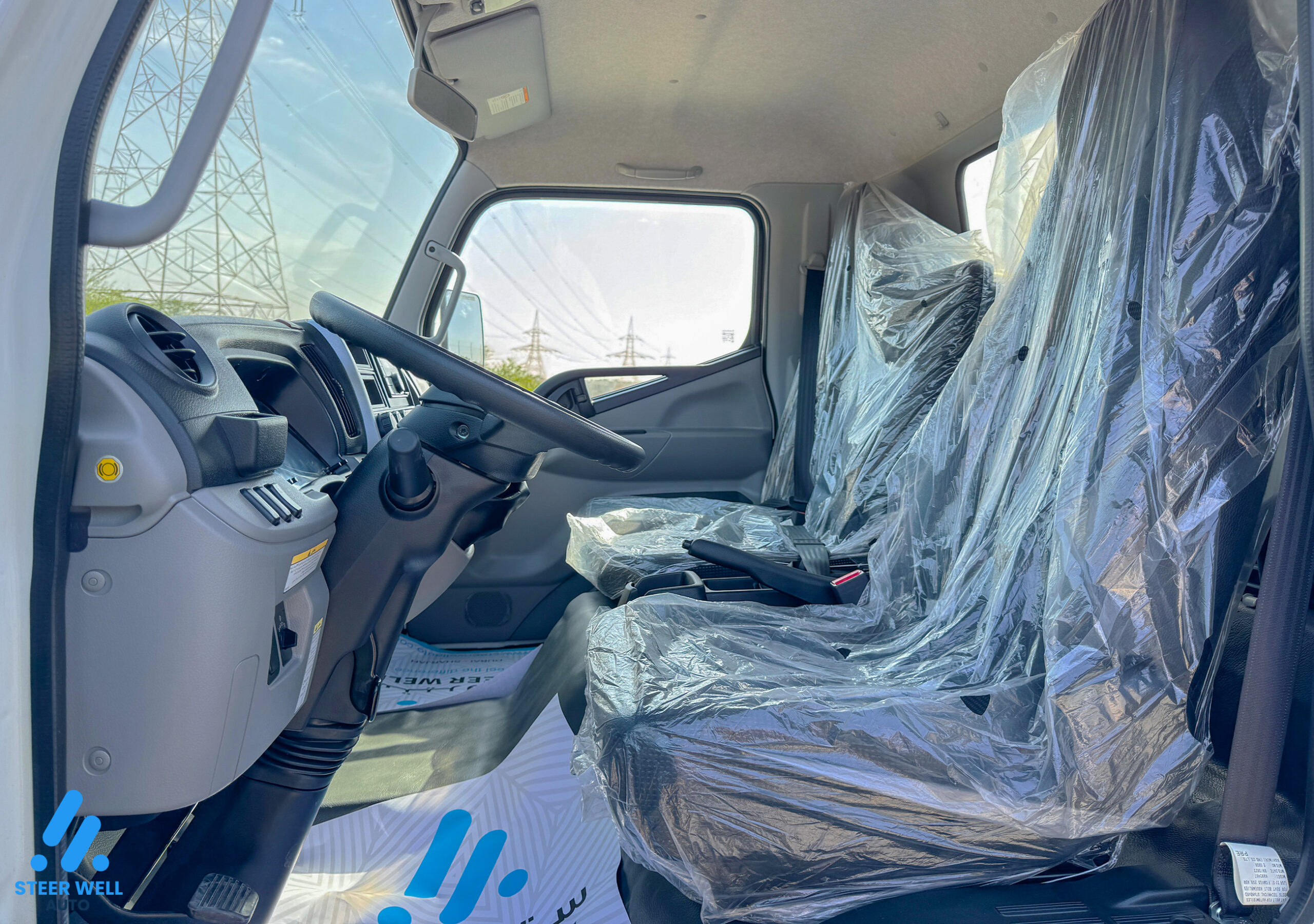 2023 Mitsubishi Canter Long Cargo Pick Up