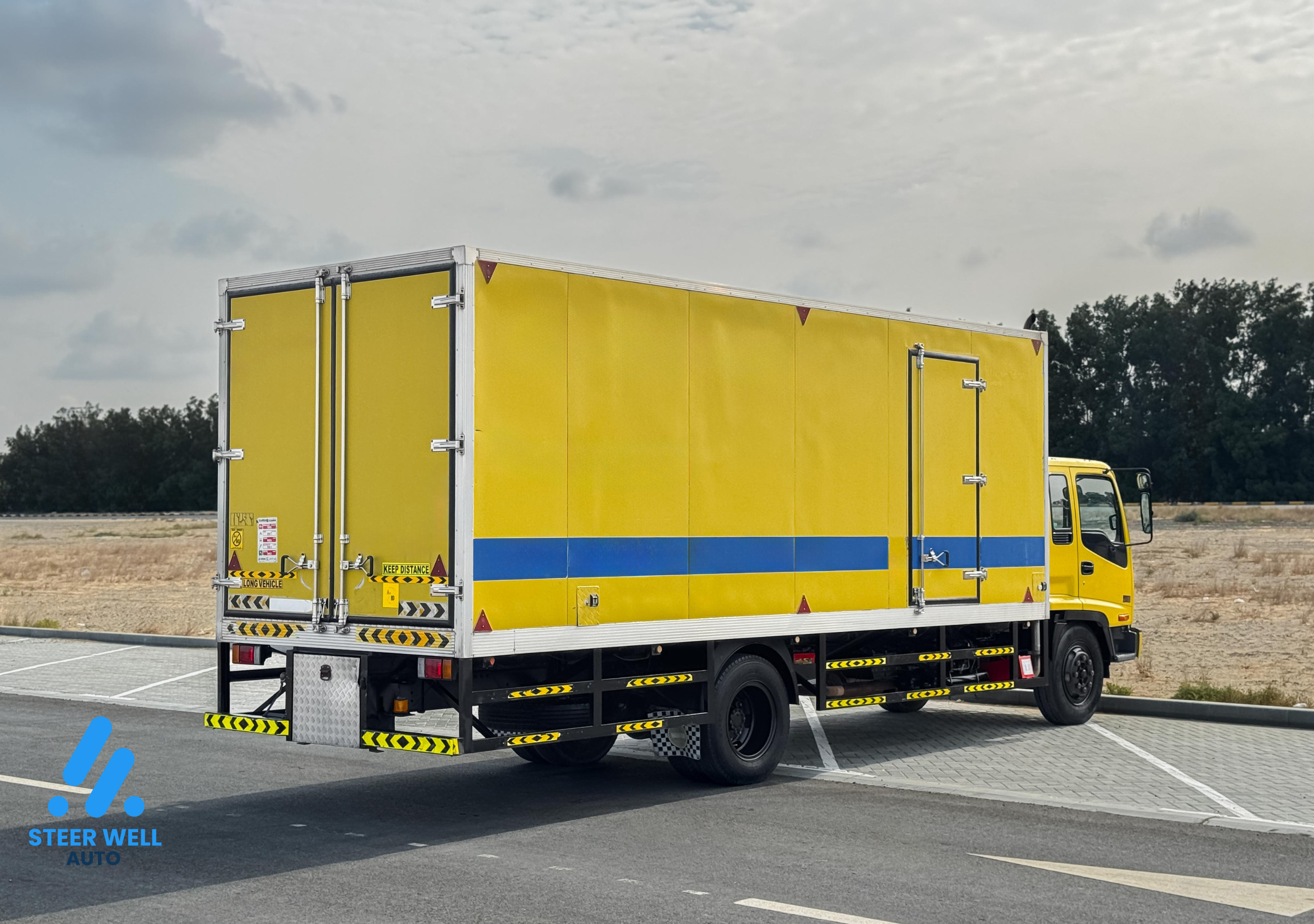 2016 ISUZU Freezer Truck For Sale In UAE