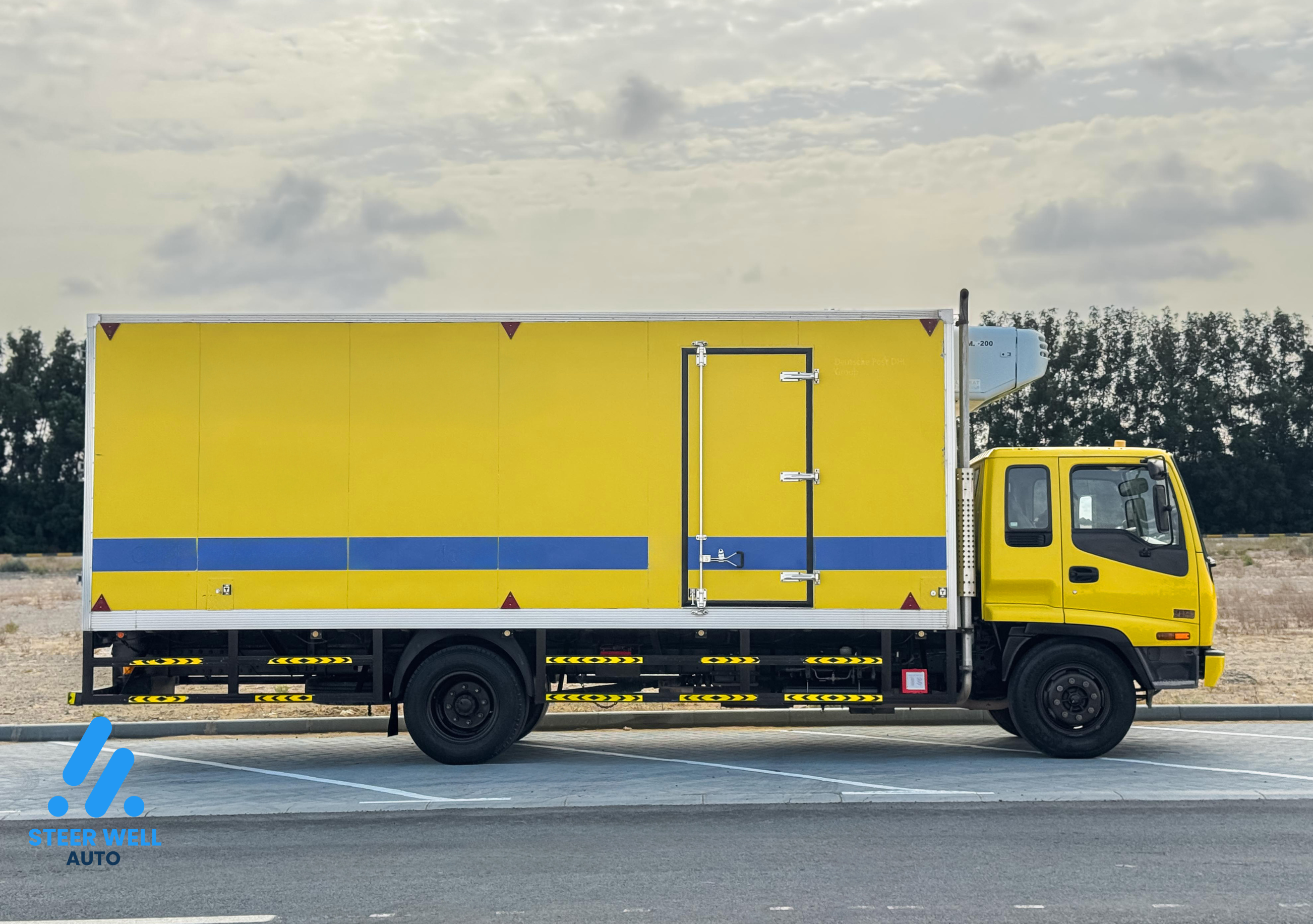 2016 ISUZU Freezer Truck For Sale In UAE