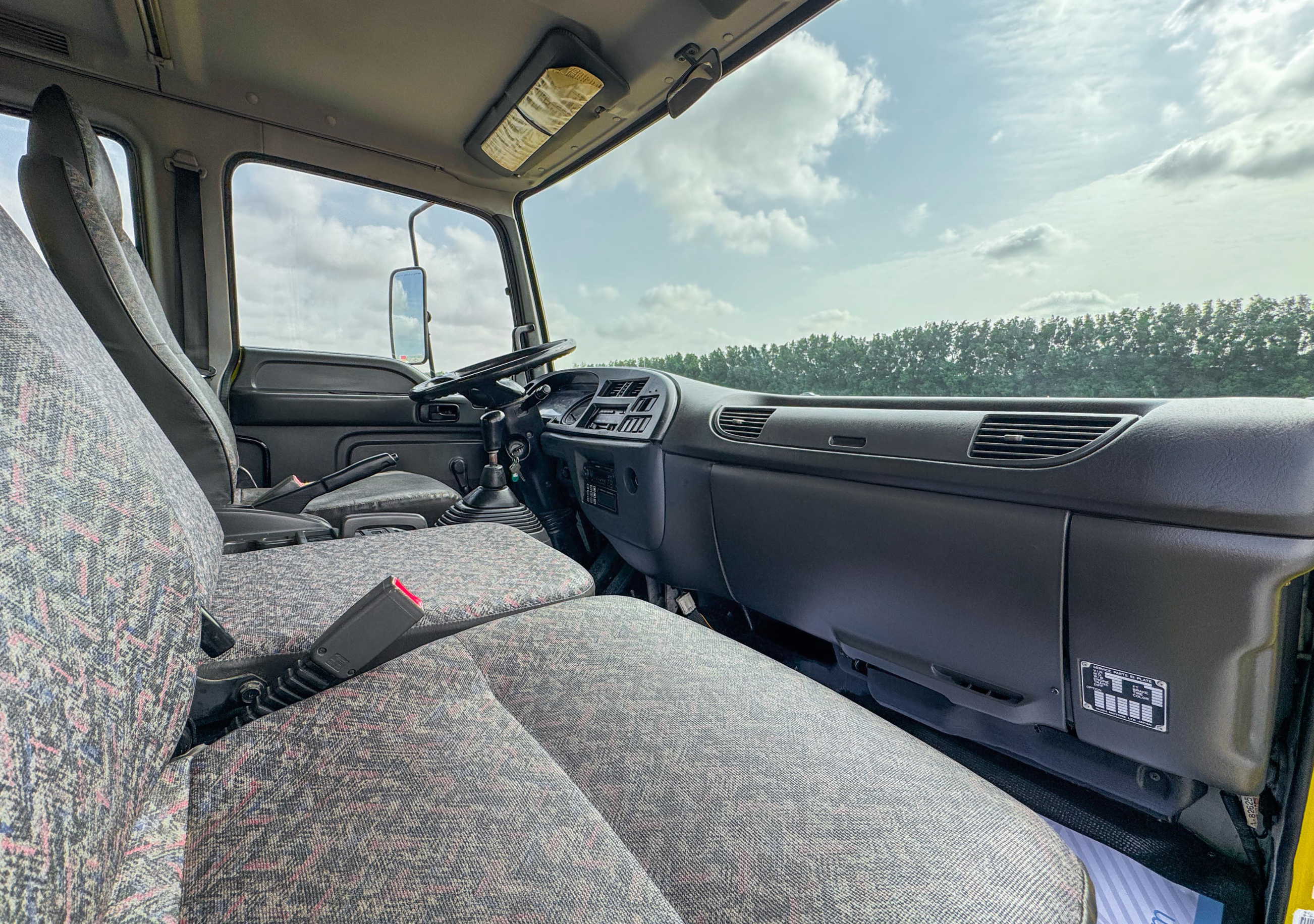 2016 ISUZU Freezer Truck For Sale In UAE