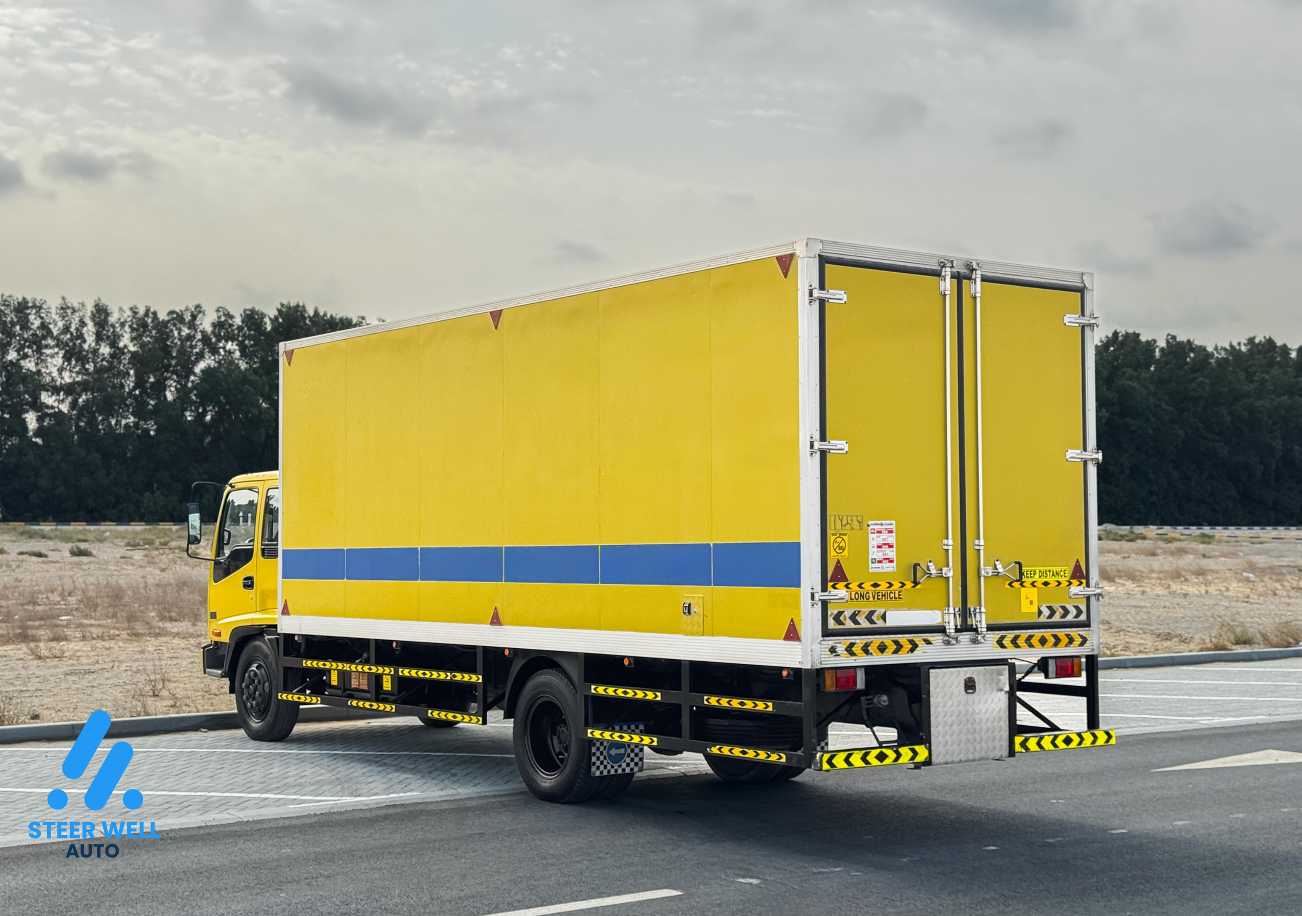 2016 ISUZU Freezer Truck For Sale In UAE