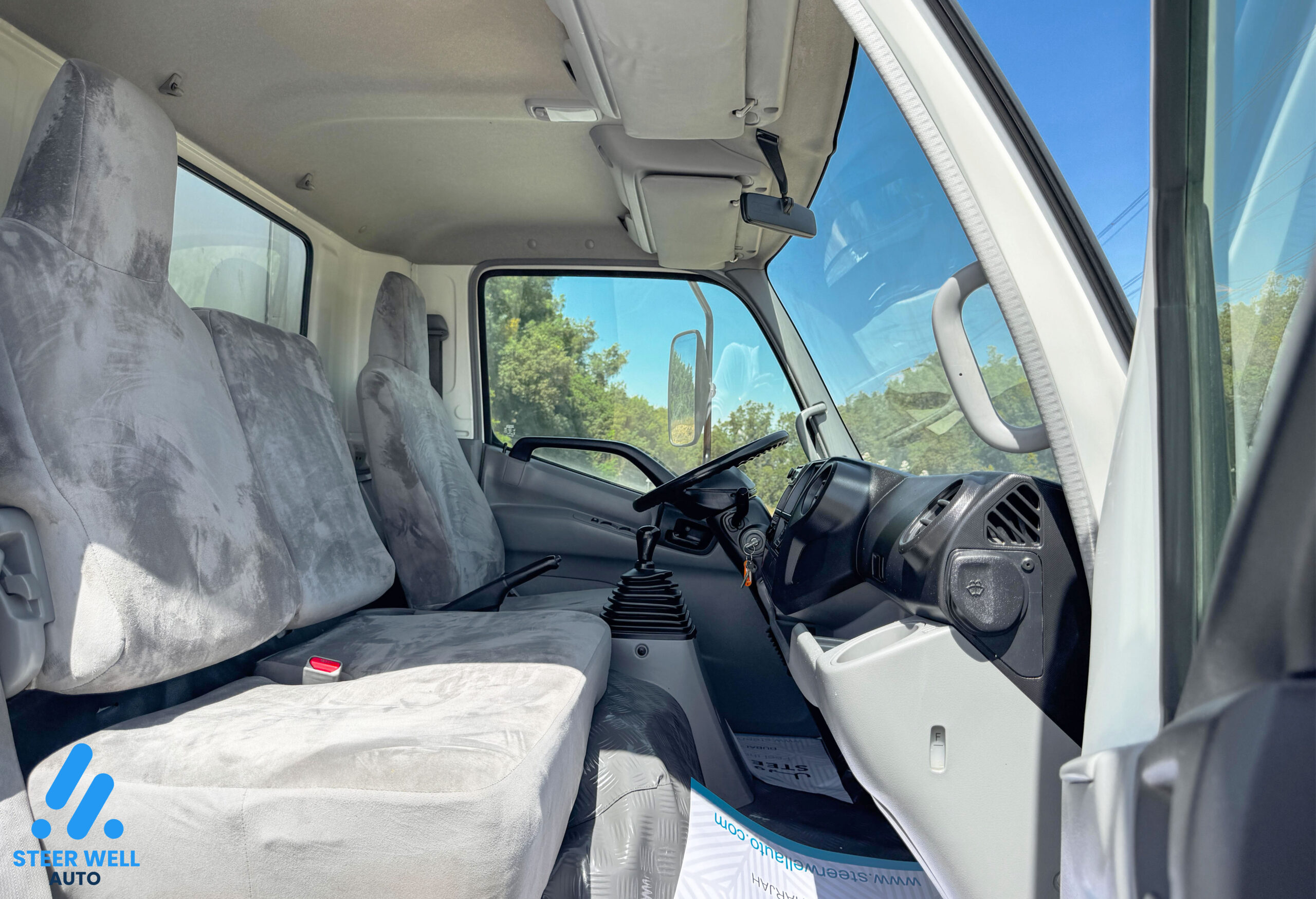 2018 Hino 300 Chiller Slider