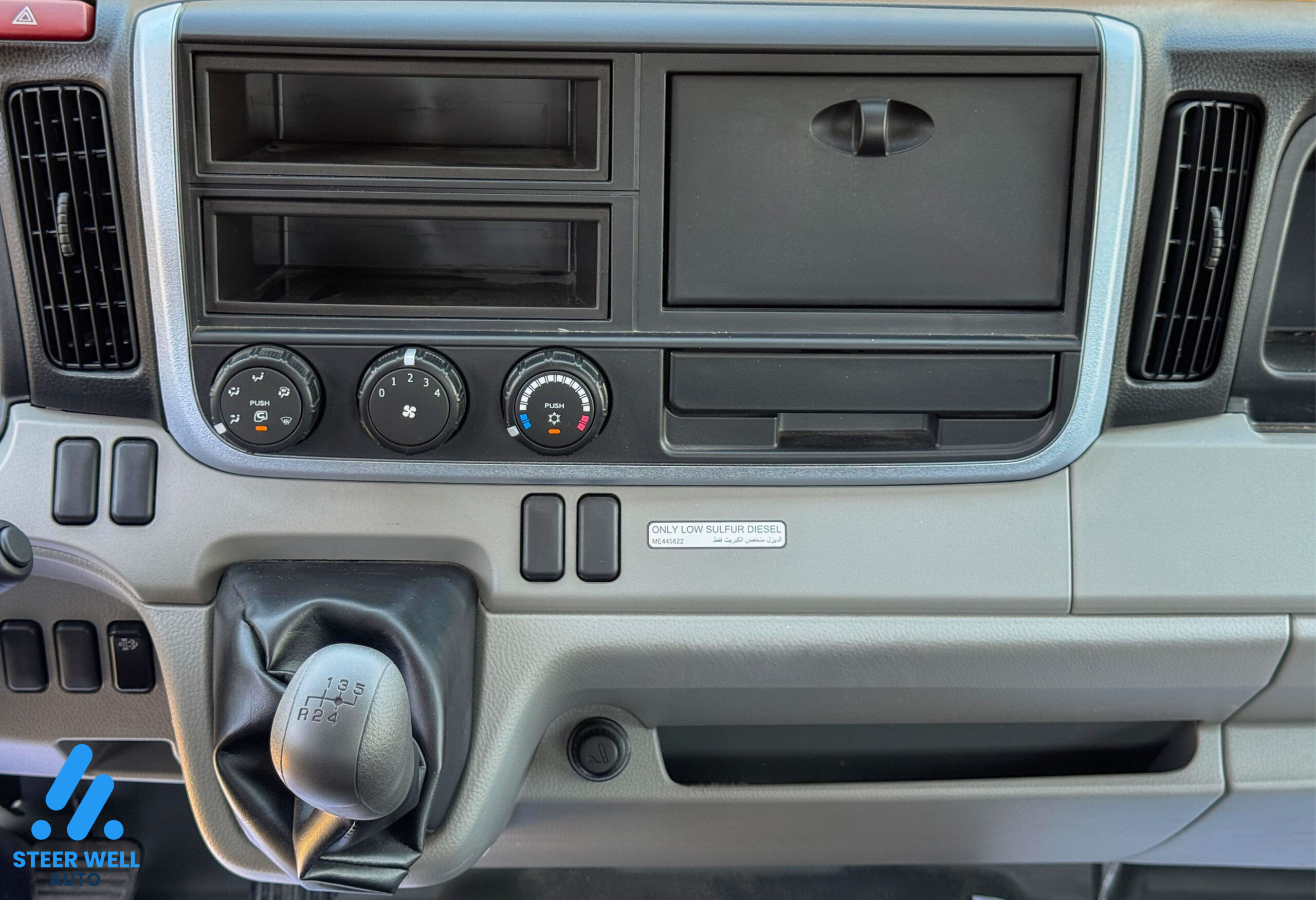 2023 Mitsubishi Canter Long Chassis