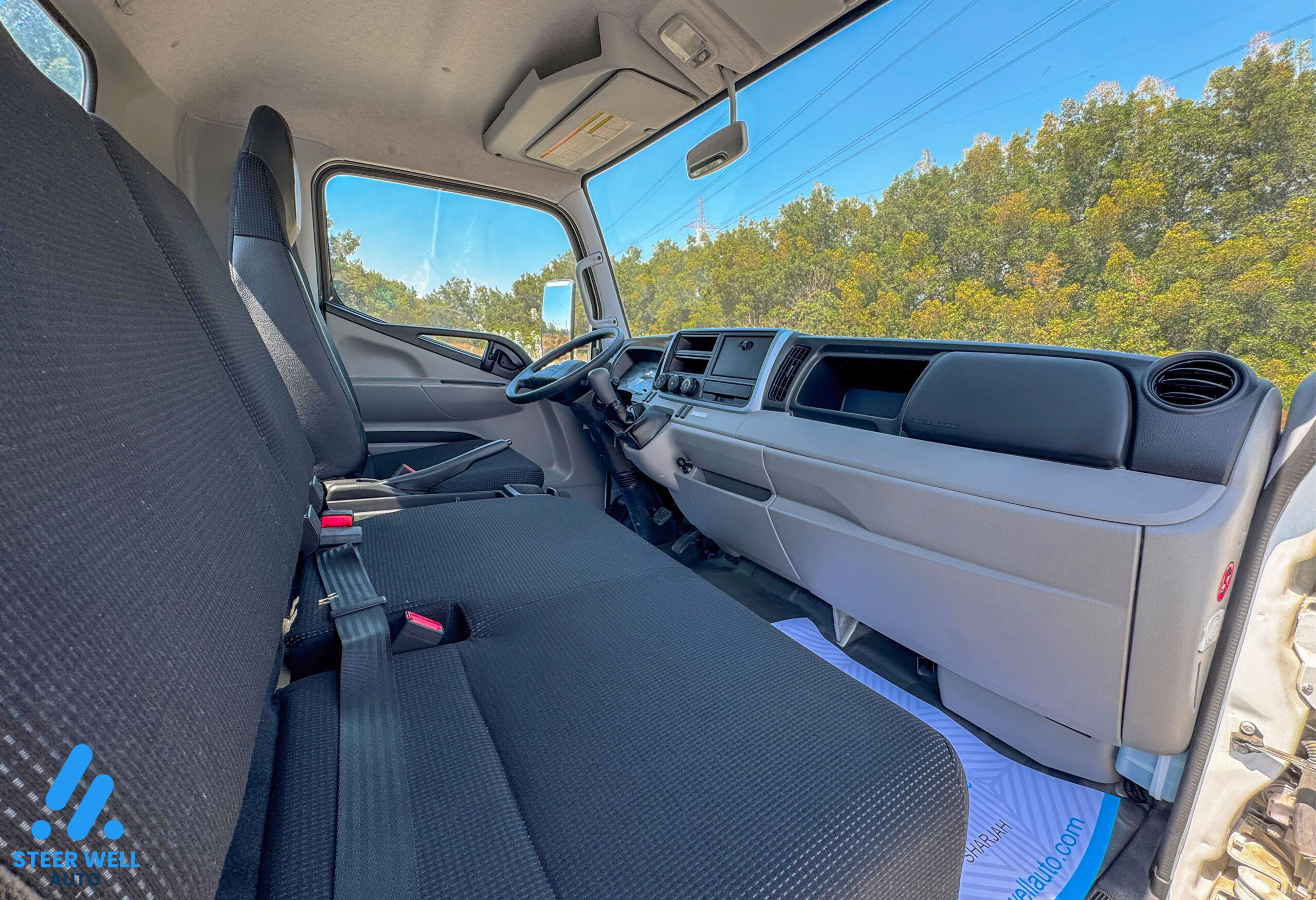 2023 Mitsubishi Canter Long Chassis