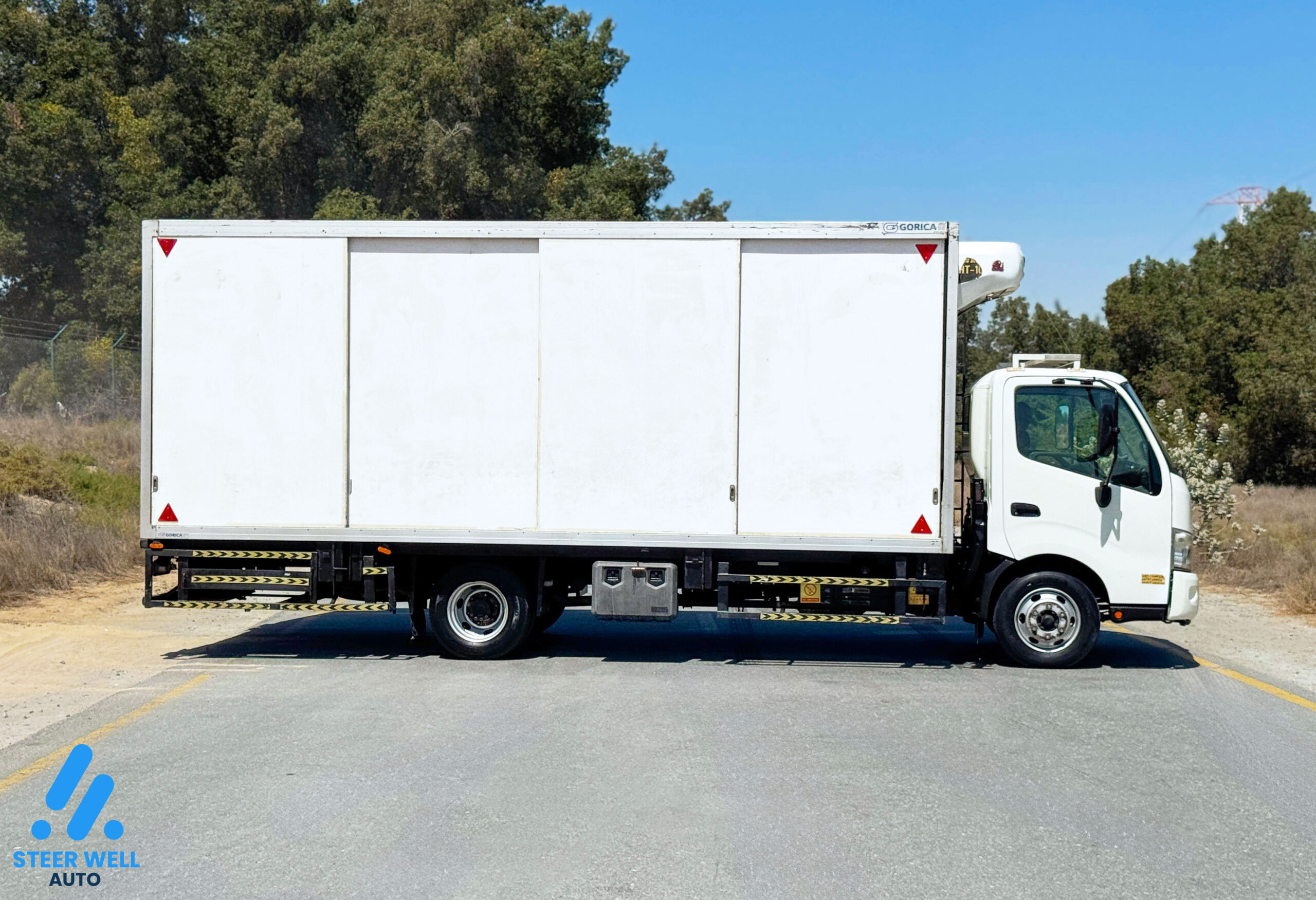 2018 Hino 300 Chiller Slider