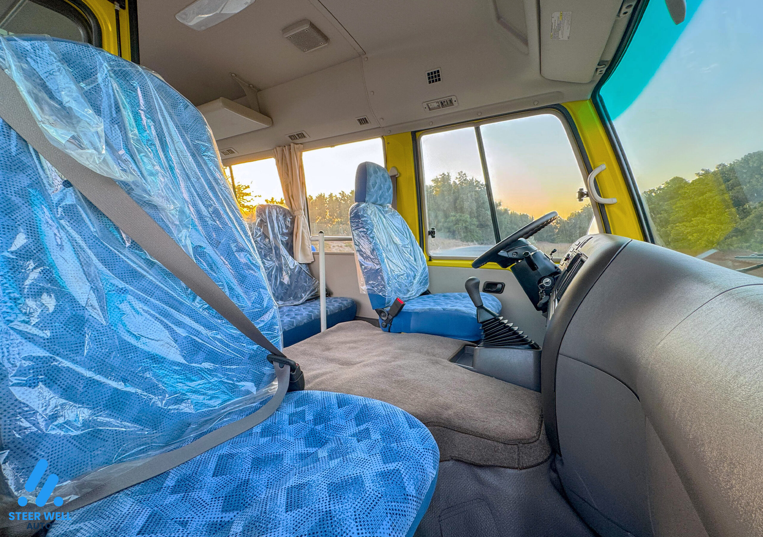 2024 Mitsubishi Rosa Bus 26 Seater