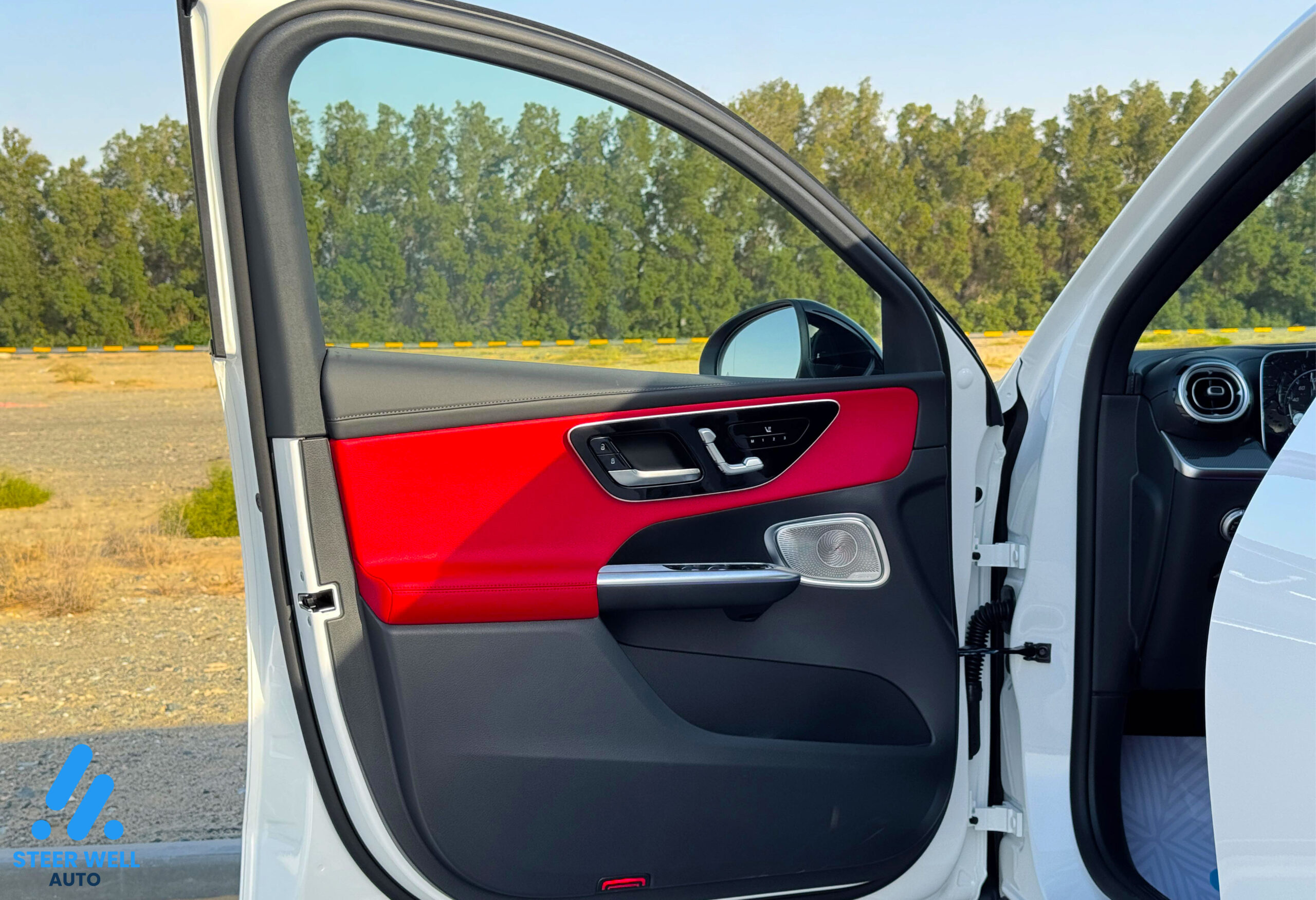 2025 Mercedes Benz GLC 200 FOR SALE IN UAE