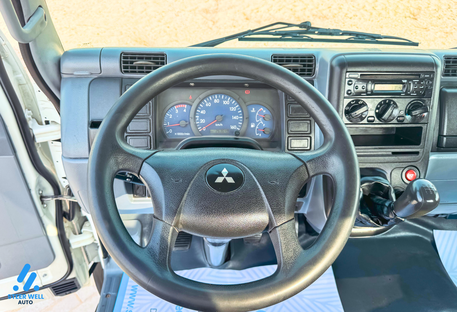 2017 Mitsubishi Bare Chassis Truck