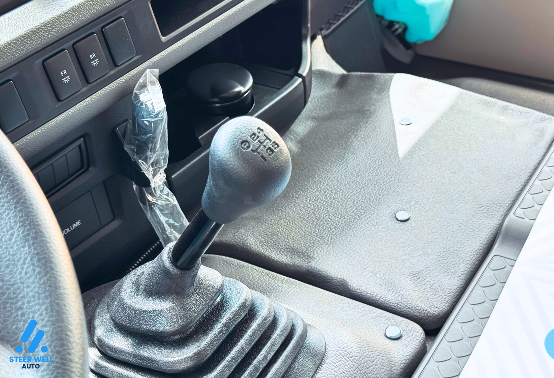 2025 Toyota Coaster Diesel 4L 23 Seater