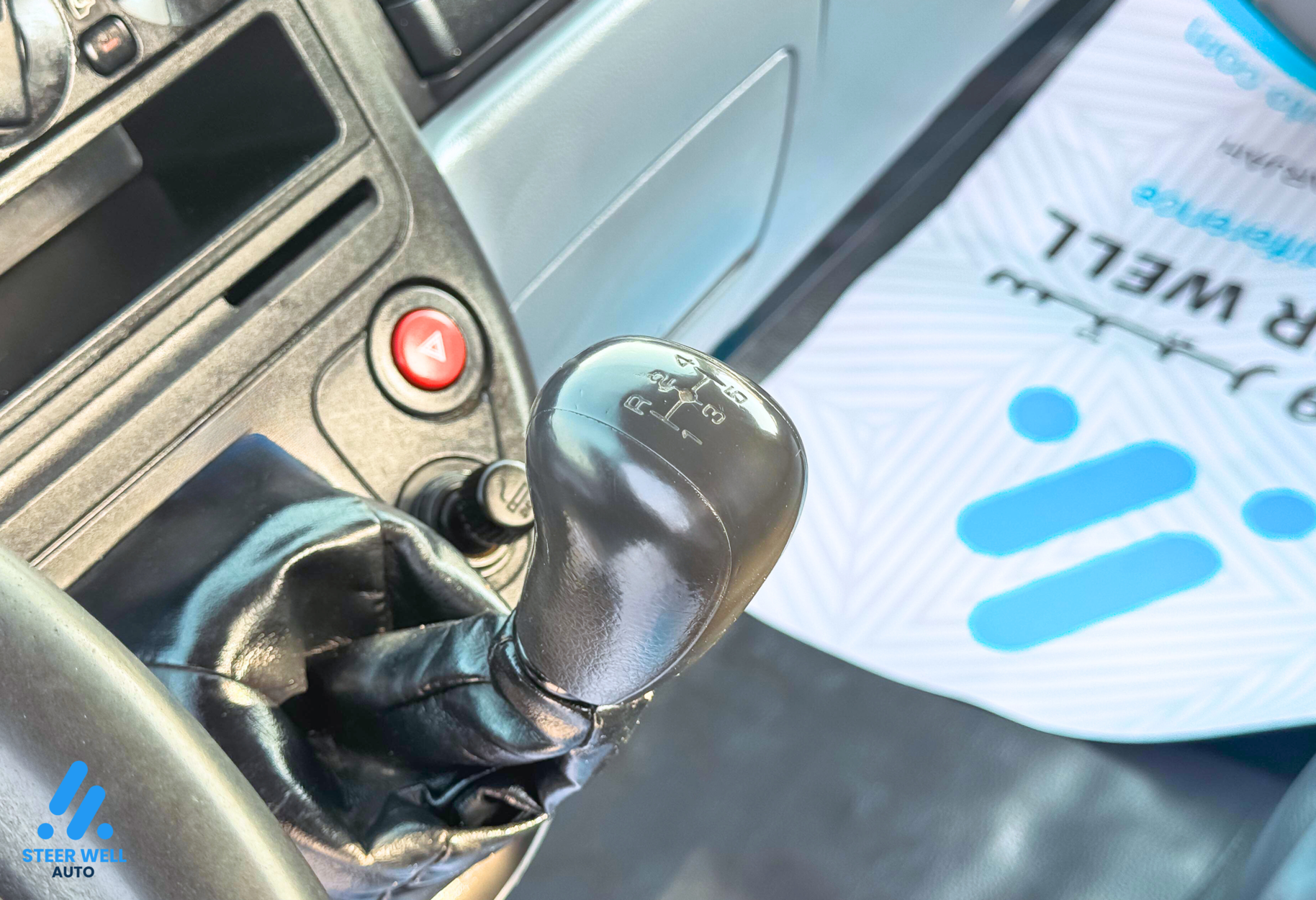 2017 Mitsubishi Bare Chassis Truck